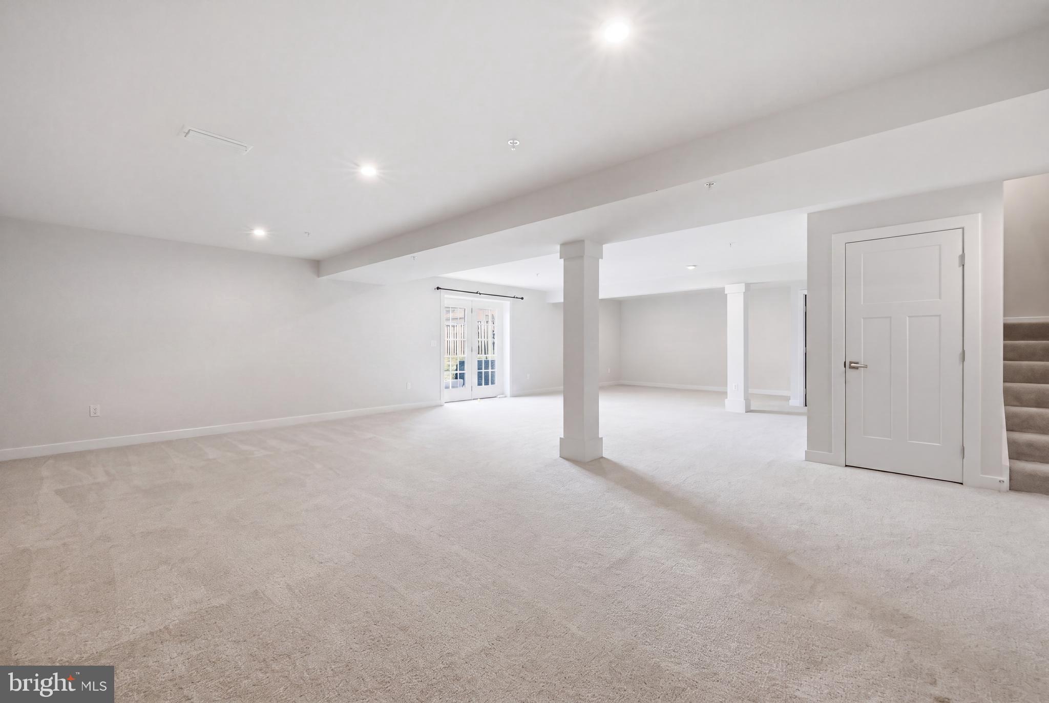 WELLINGTON FARMS - Residential
