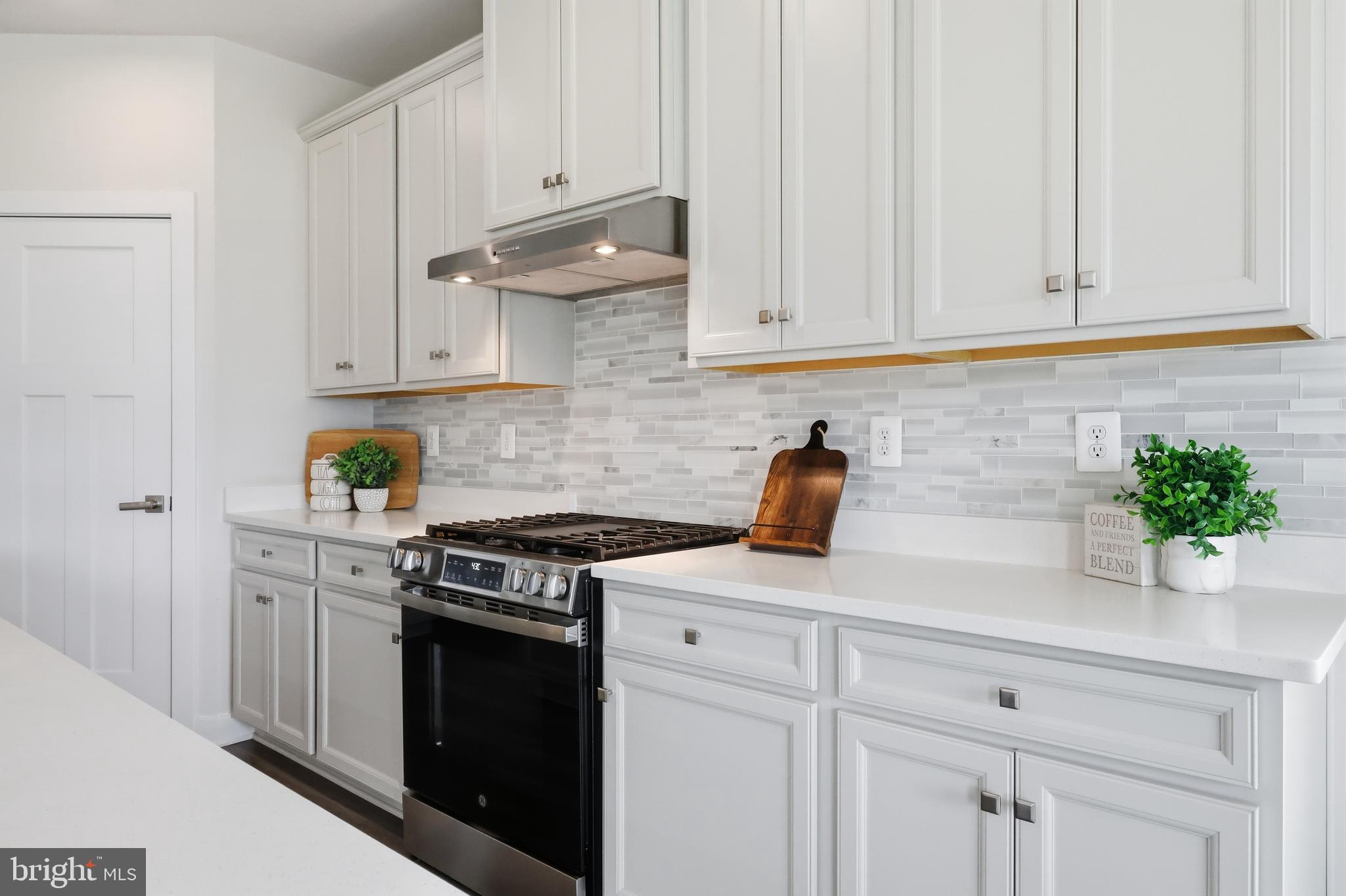 WELLINGTON FARMS - Residential