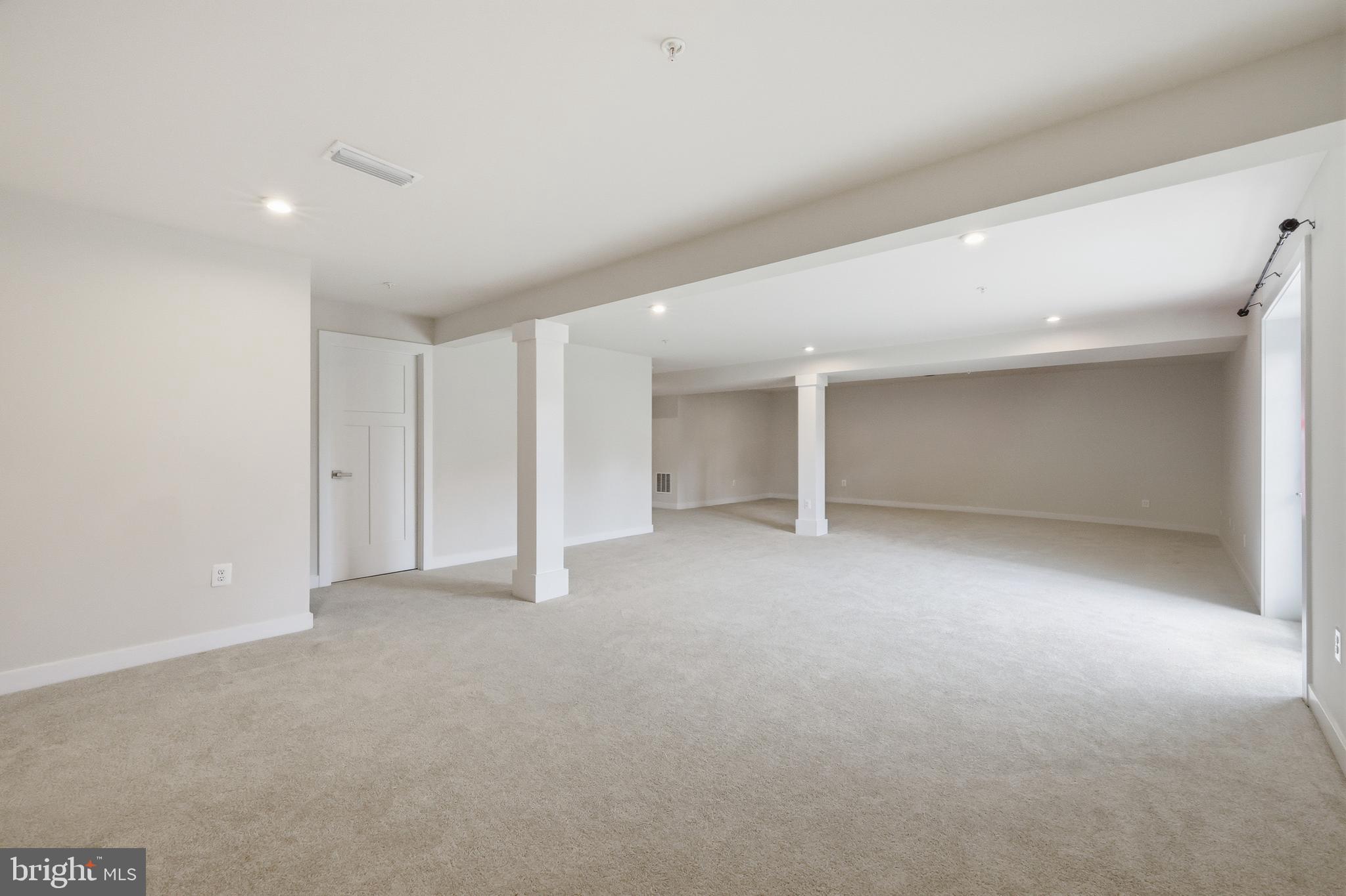 WELLINGTON FARMS - Residential