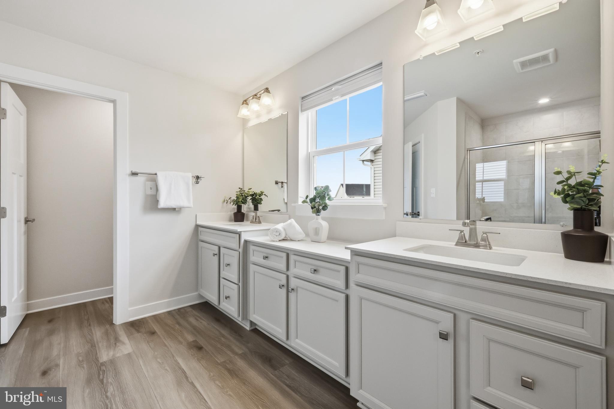 WELLINGTON FARMS - Residential