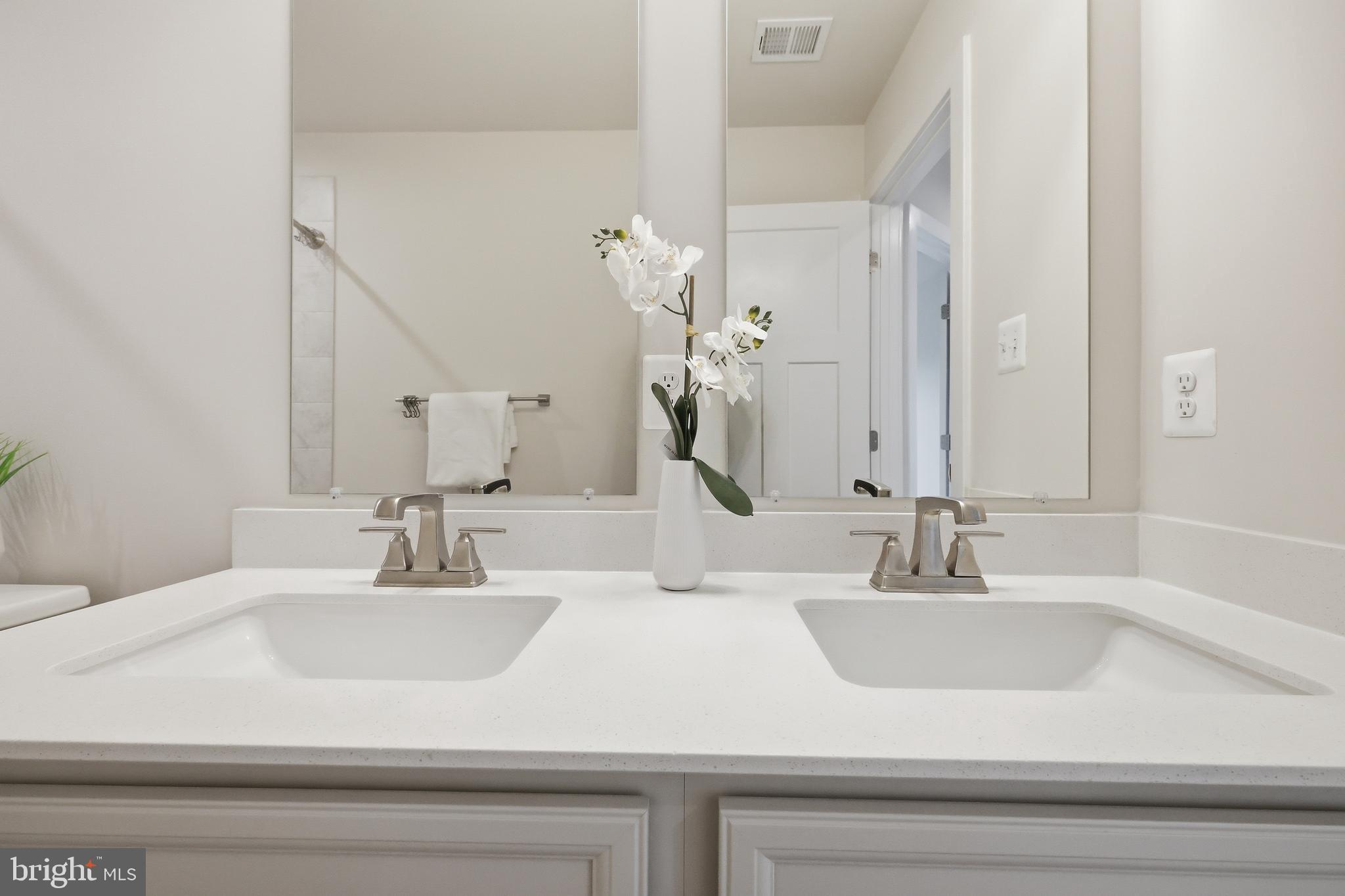 WELLINGTON FARMS - Residential