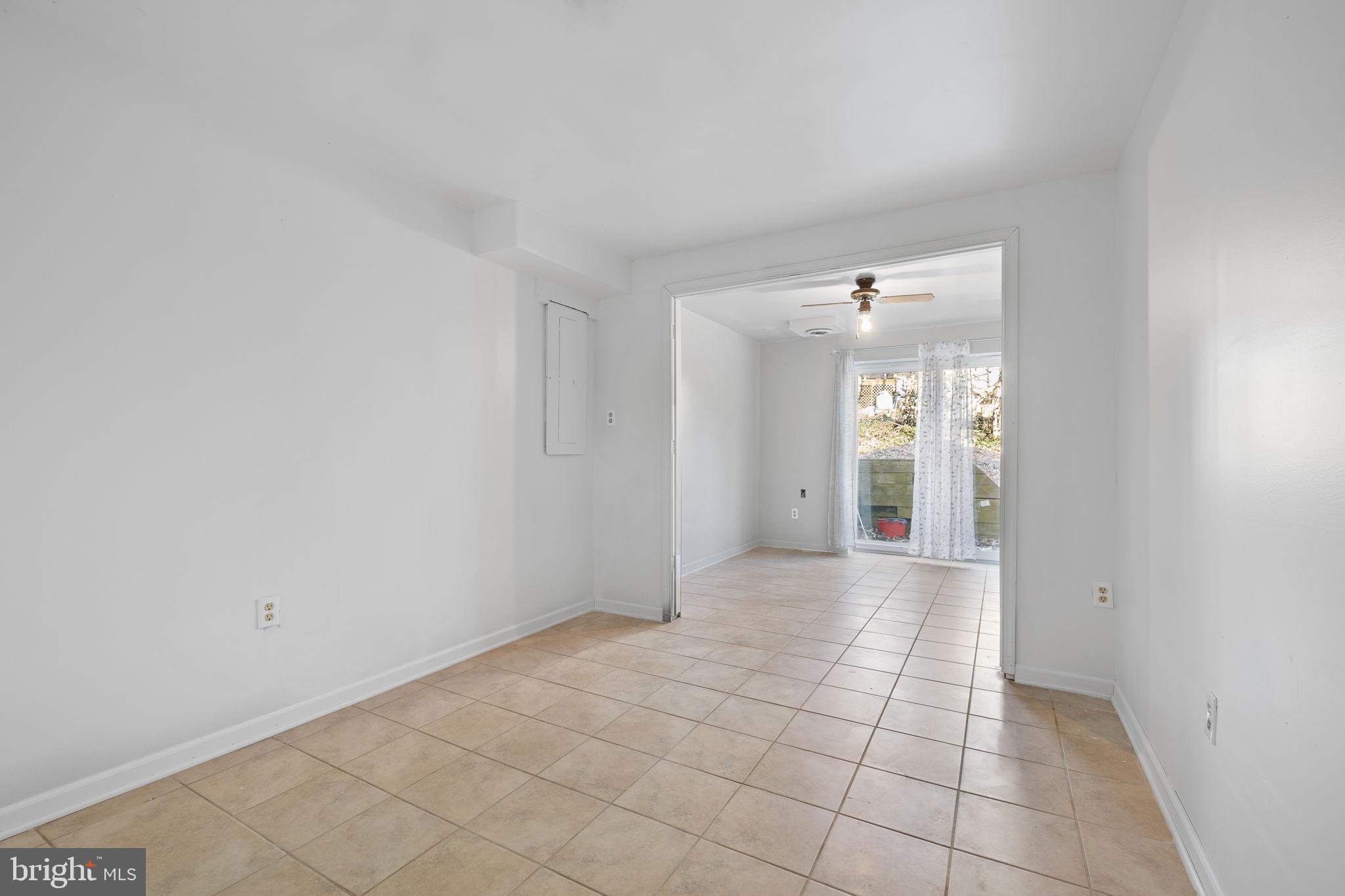WINDSOR PLACE - Residential