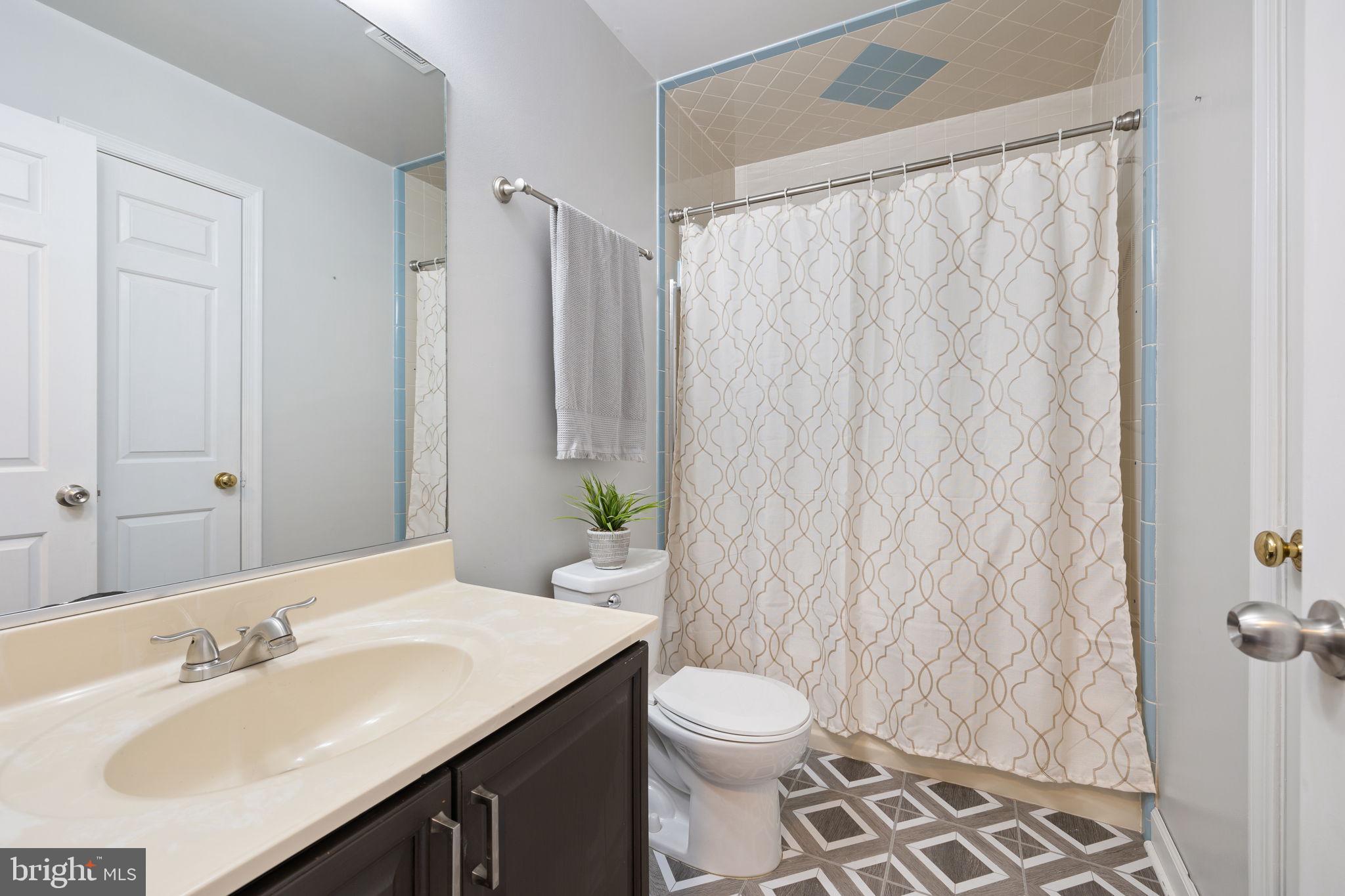 WINDSOR PLACE - Residential