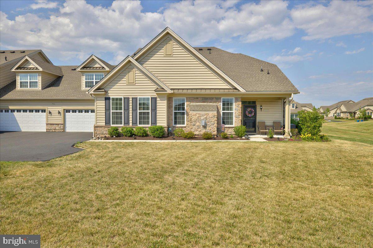 REGENCY AT HILLTOWN - Residential