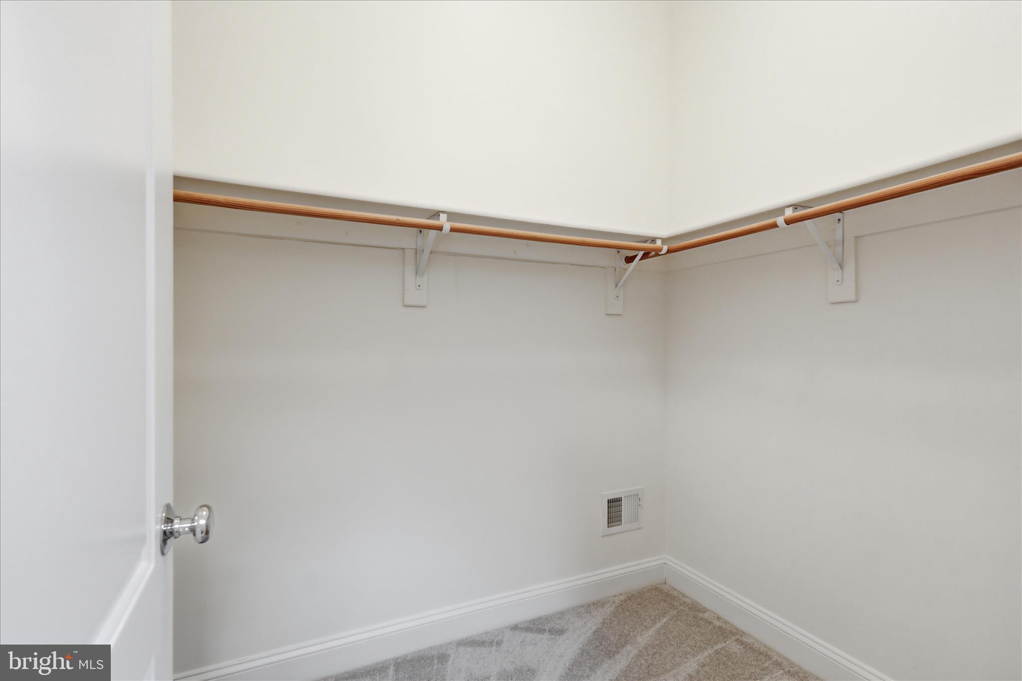 LAKE MANASSAS - Residential