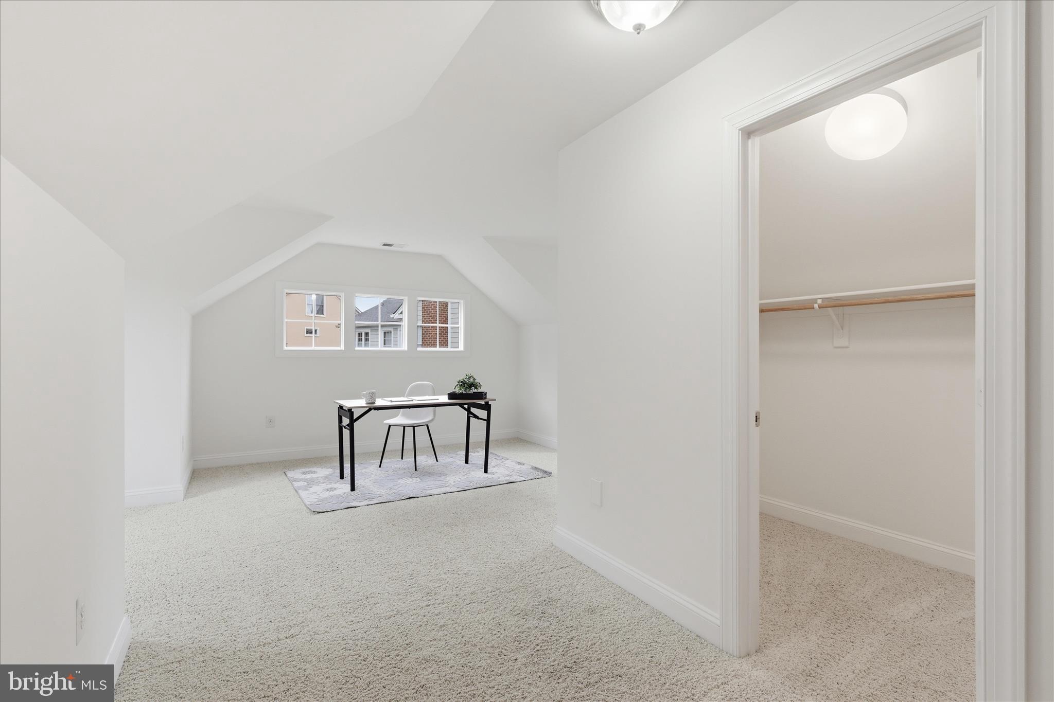 LAKE MANASSAS - Residential
