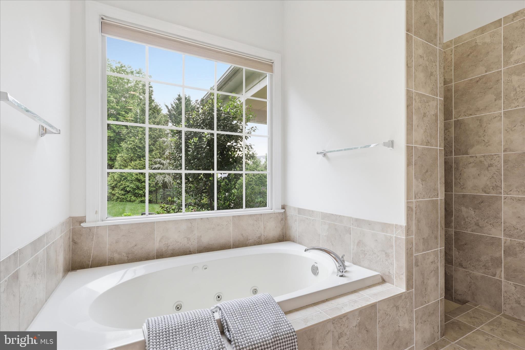 LAKE MANASSAS - Residential