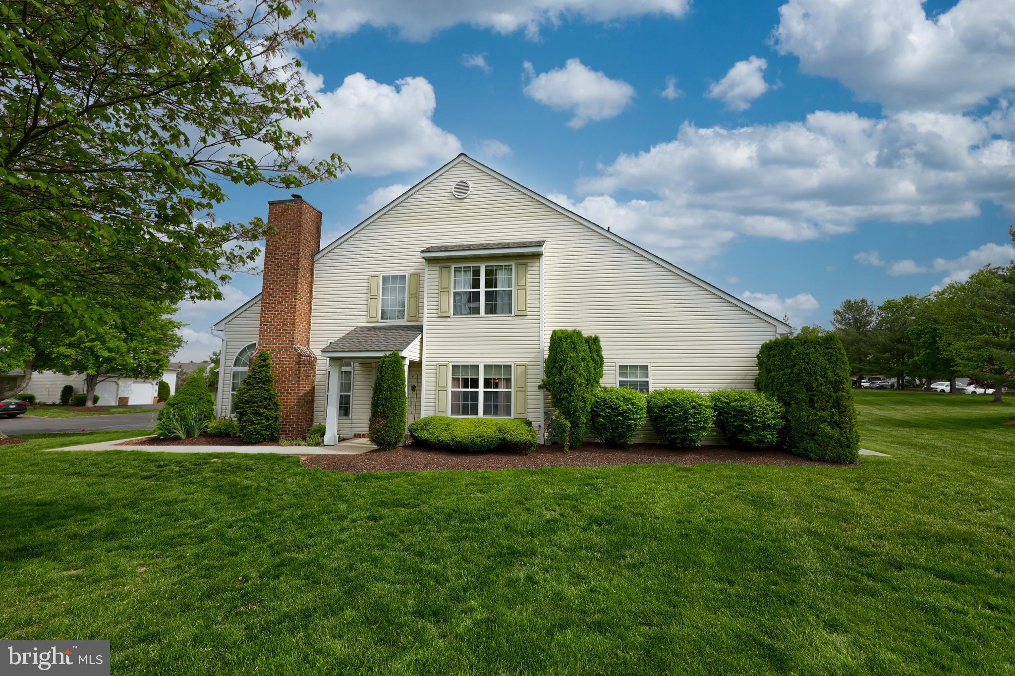 SPRING RIDGE - Residential