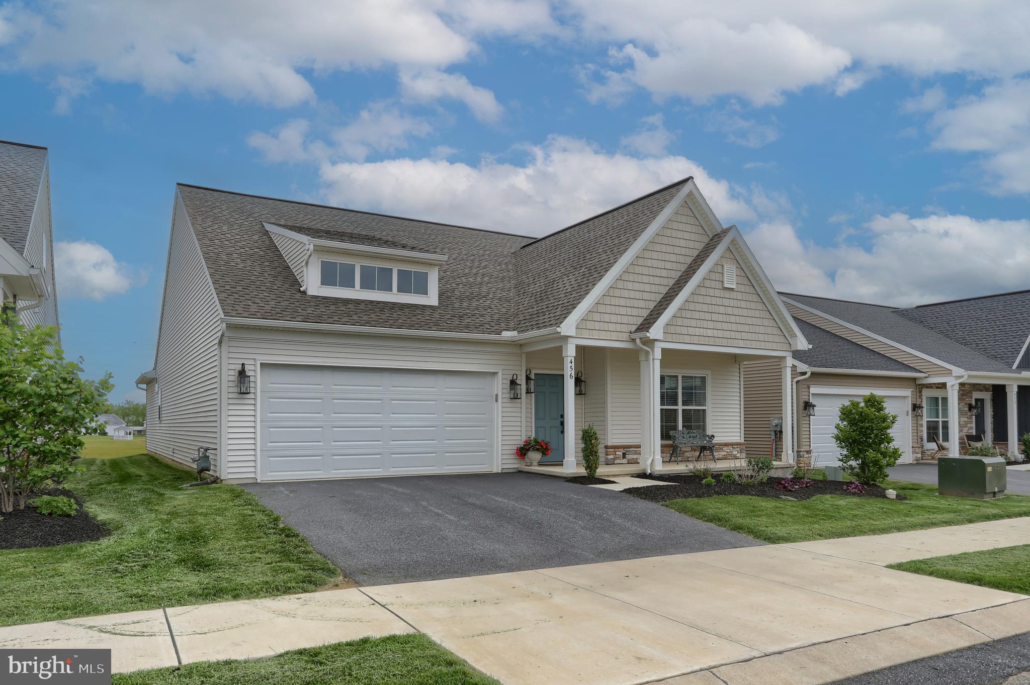 WINDING CREEK - Residential