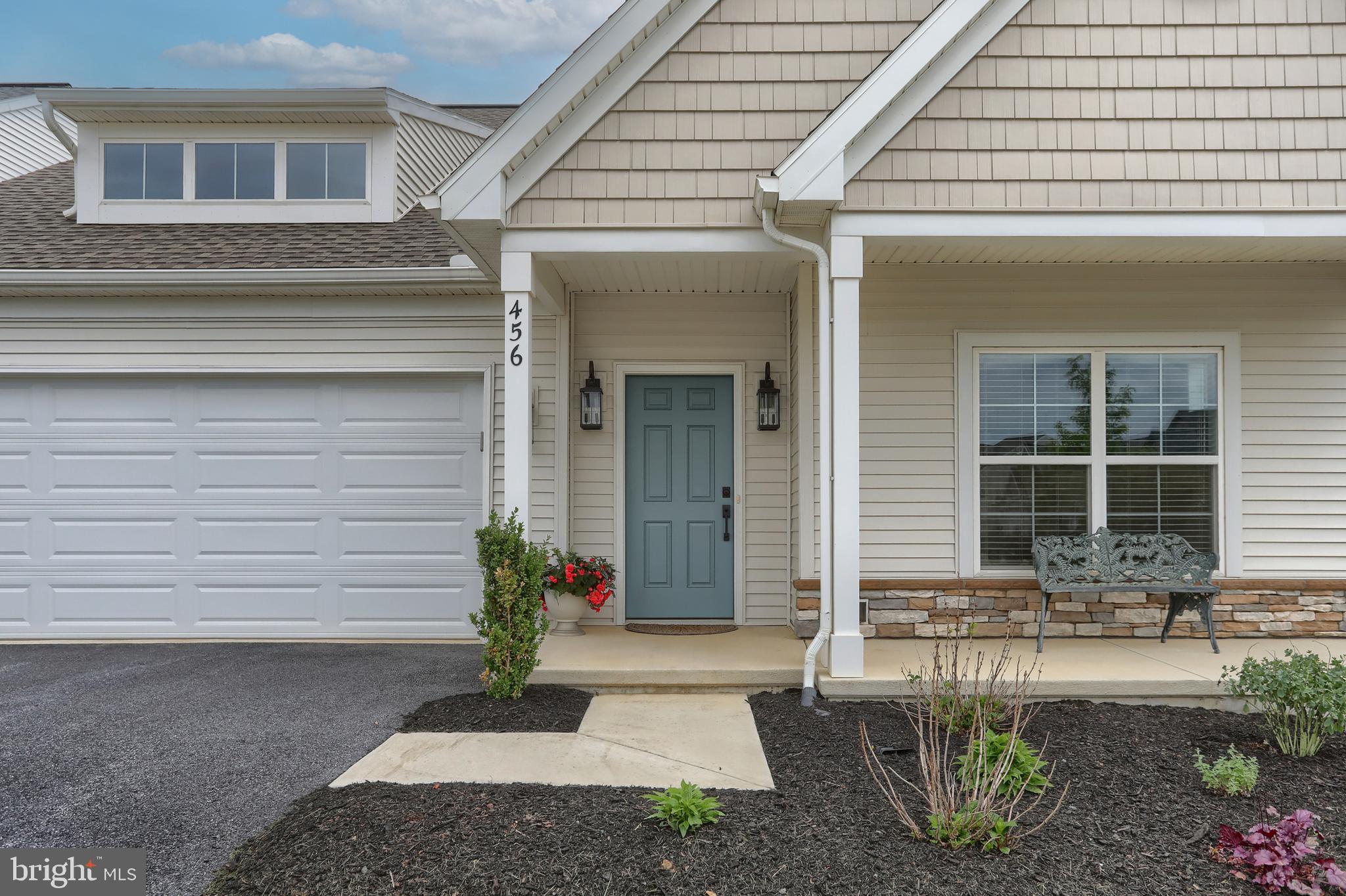 WINDING CREEK - Residential