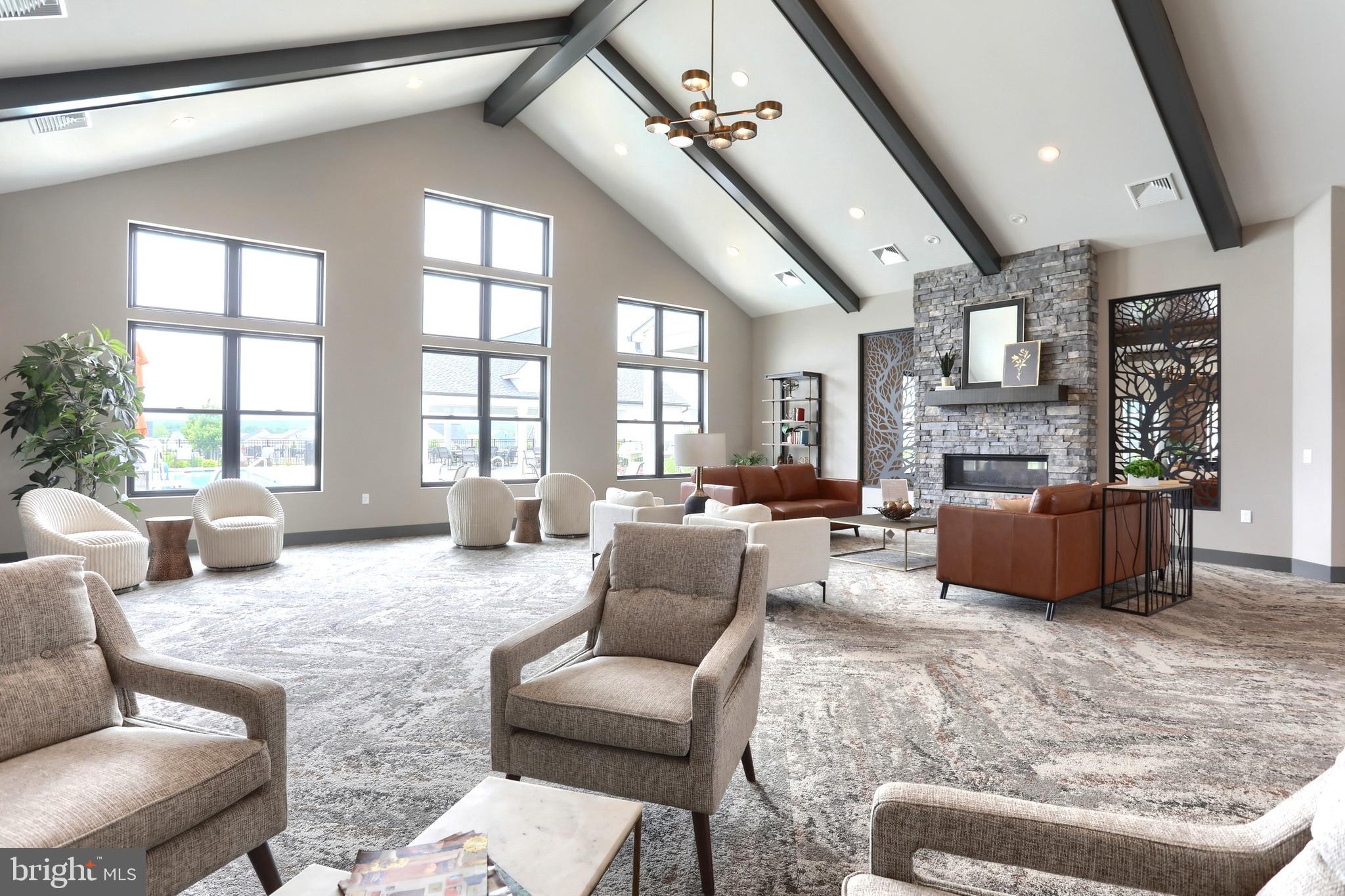 WINDING CREEK - Residential