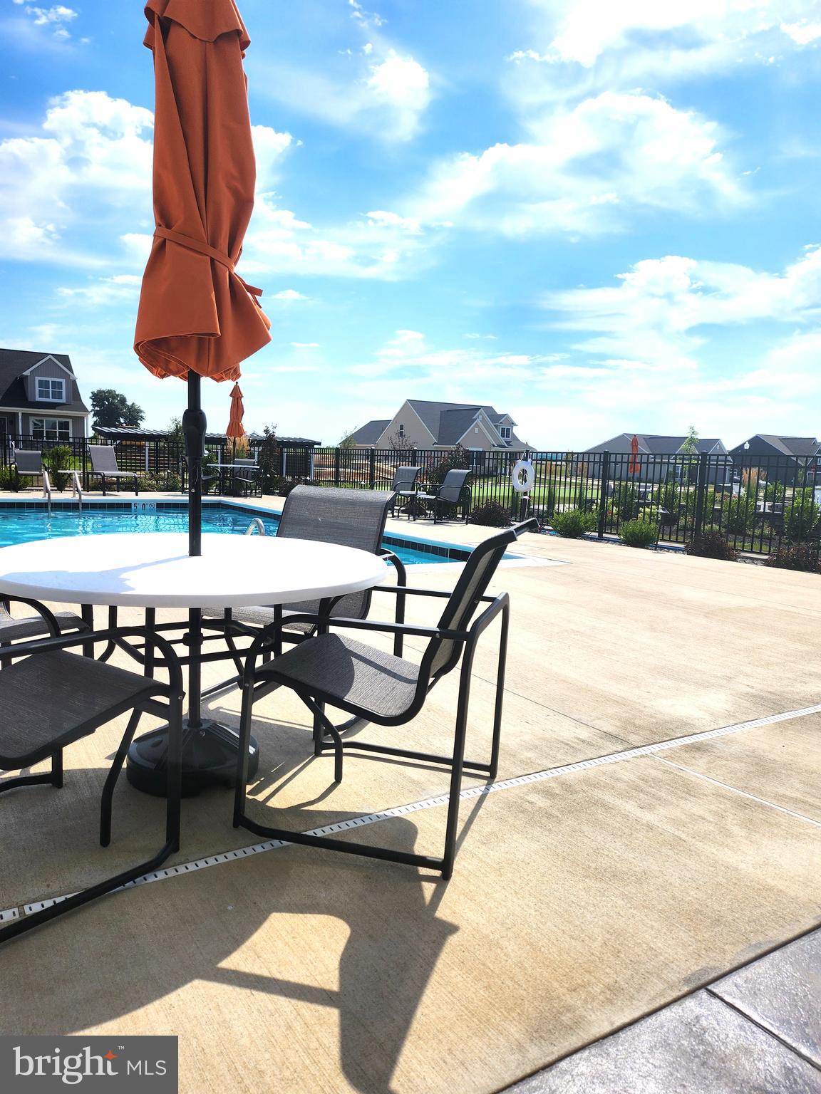 WINDING CREEK - Residential