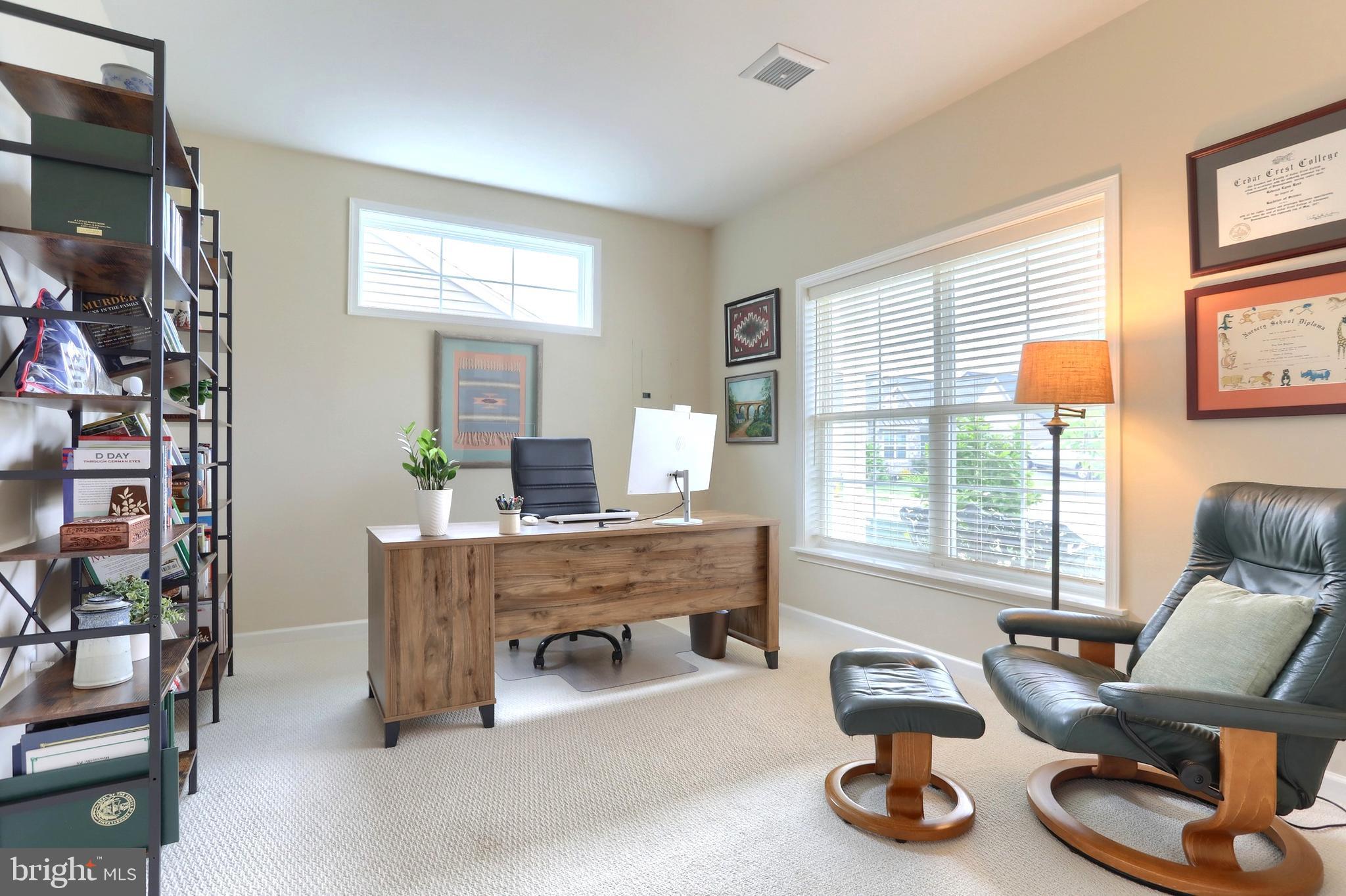 WINDING CREEK - Residential
