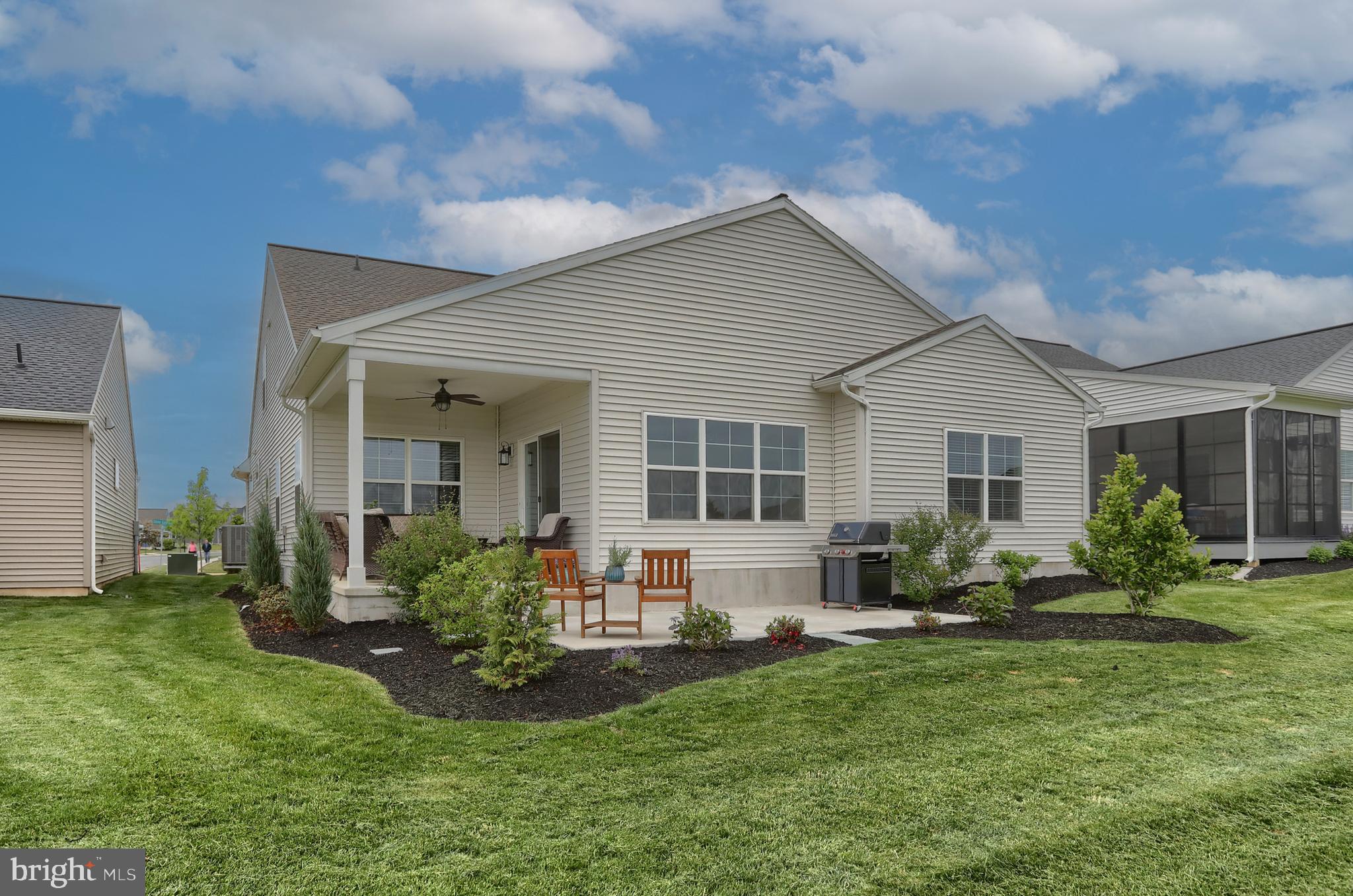 WINDING CREEK - Residential