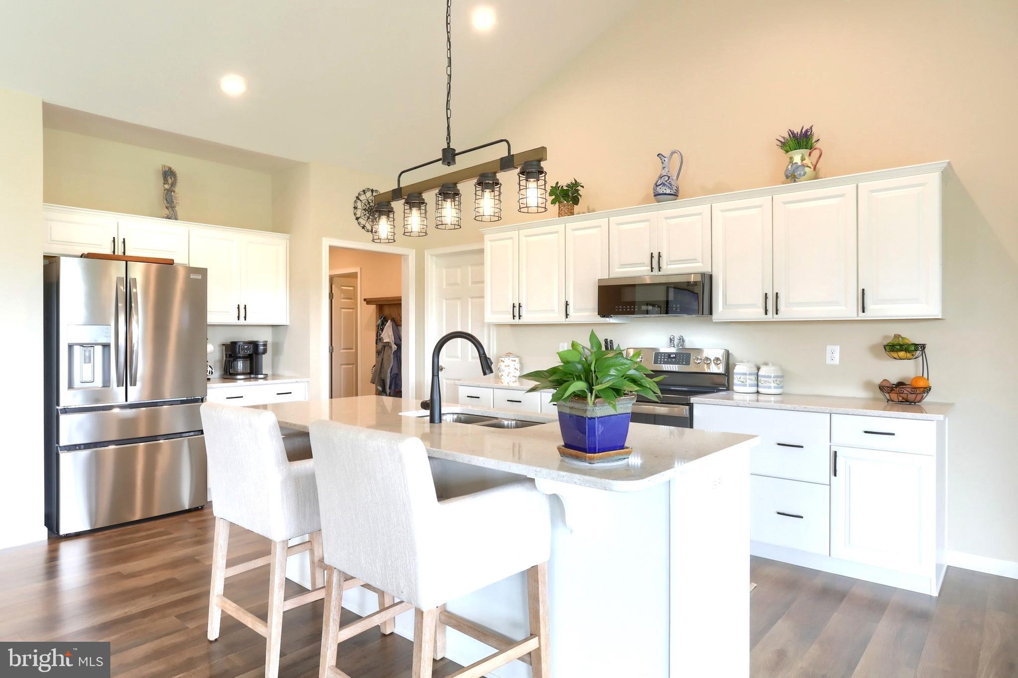 WINDING CREEK - Residential