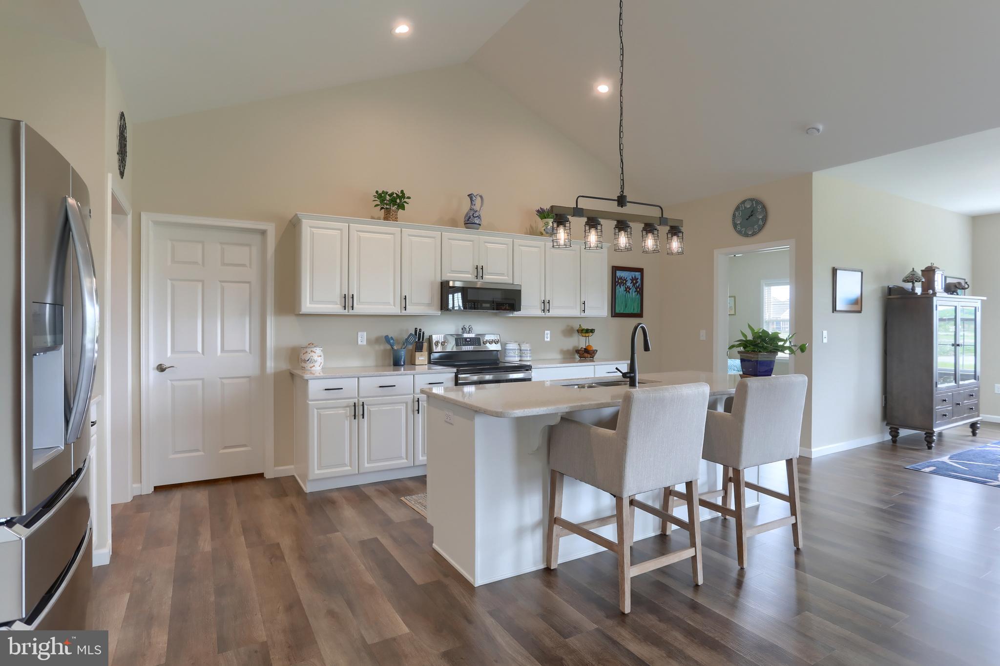 WINDING CREEK - Residential