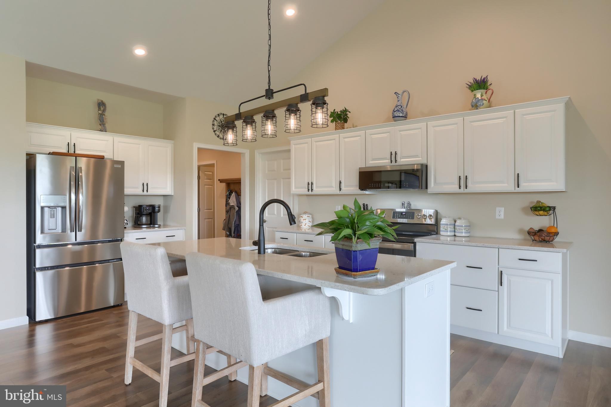 WINDING CREEK - Residential