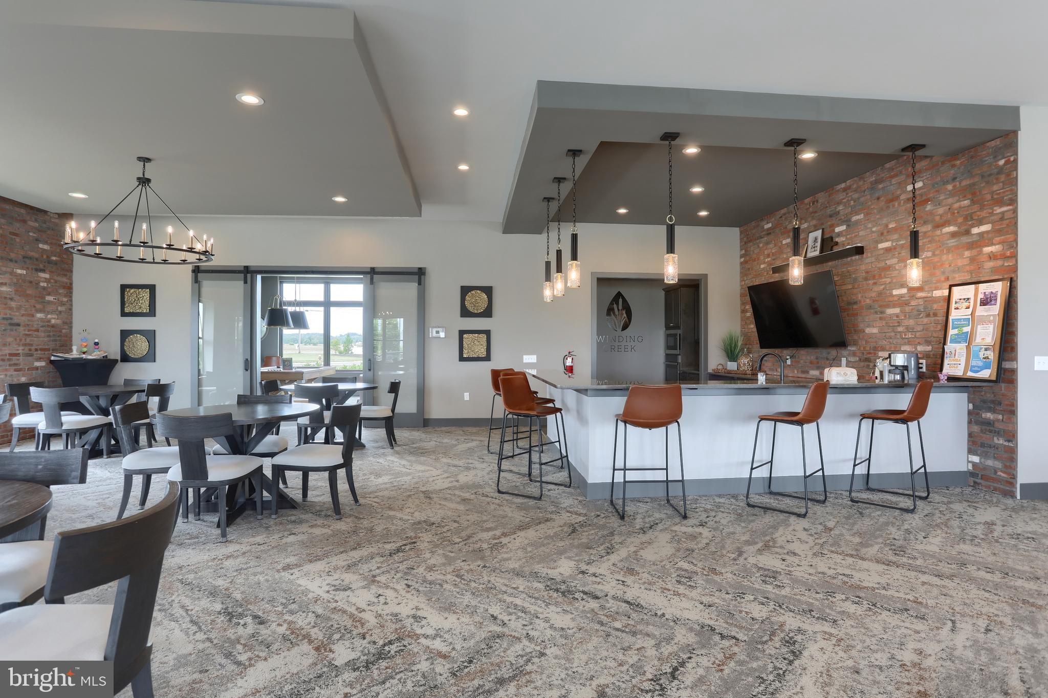 WINDING CREEK - Residential