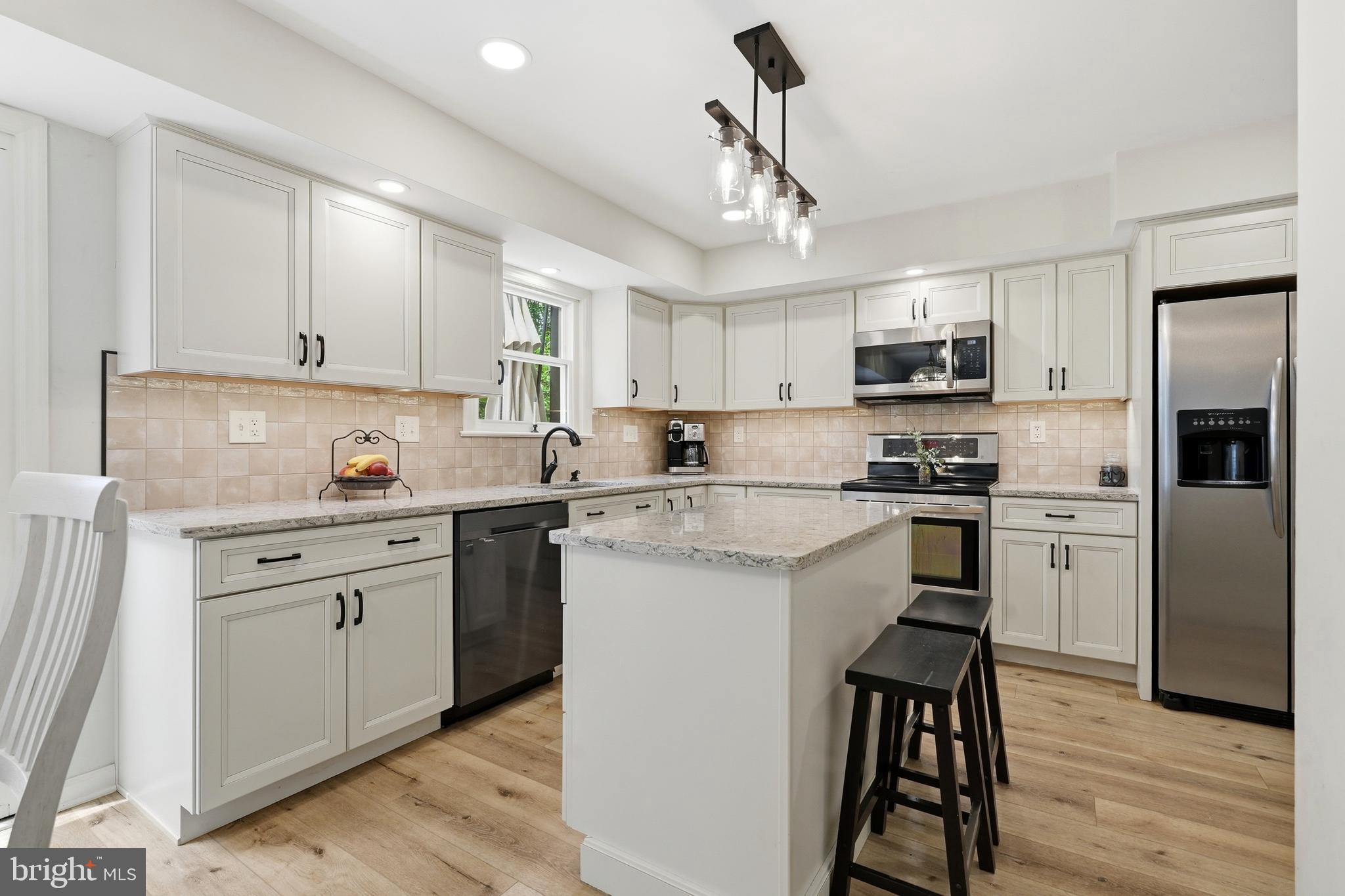 STONEBRIDGE - Residential