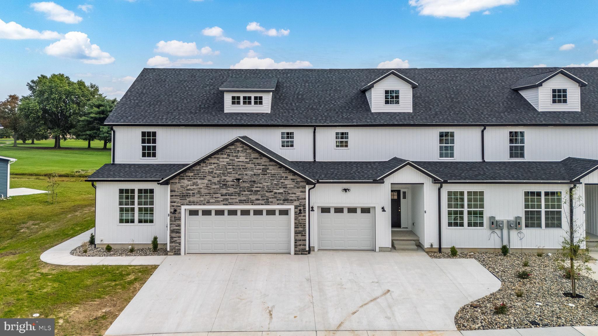 VILLAGES OF MAPLE DALE - Residential