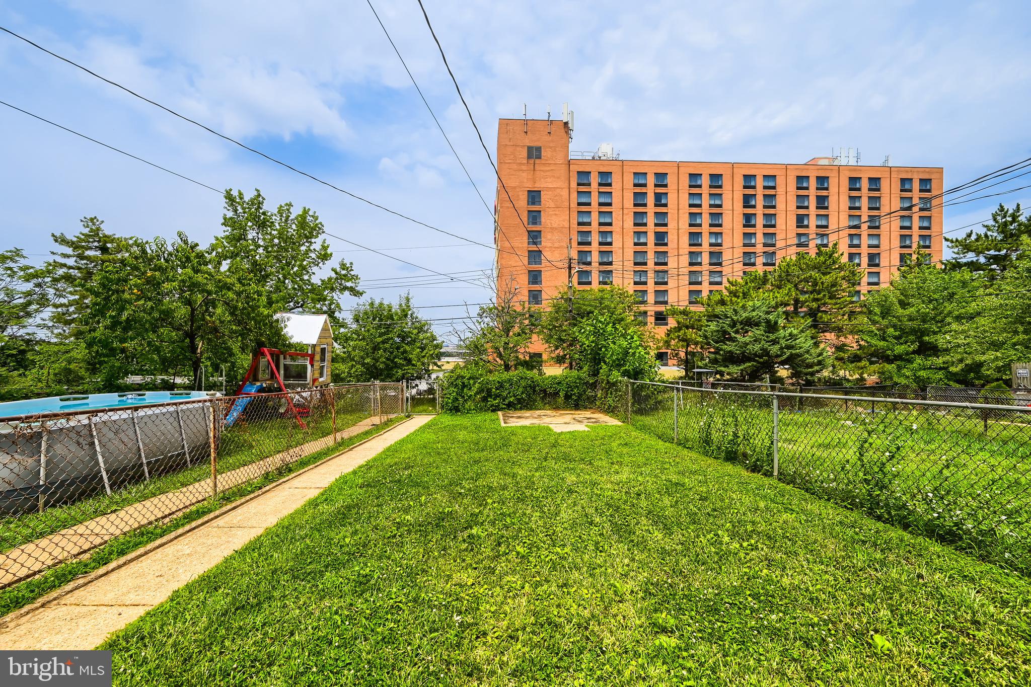 BROENING MANOR - Residential