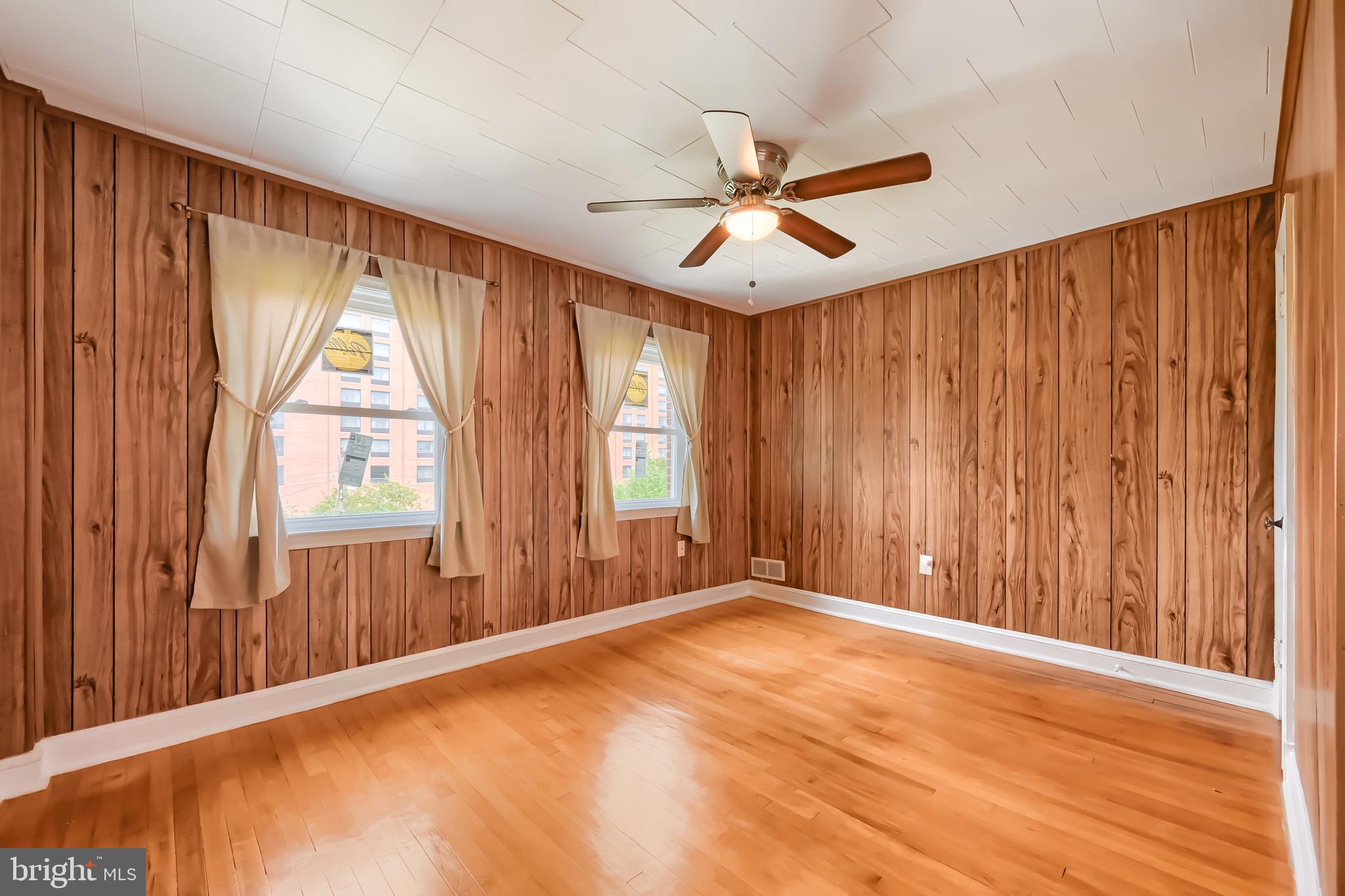 BROENING MANOR - Residential