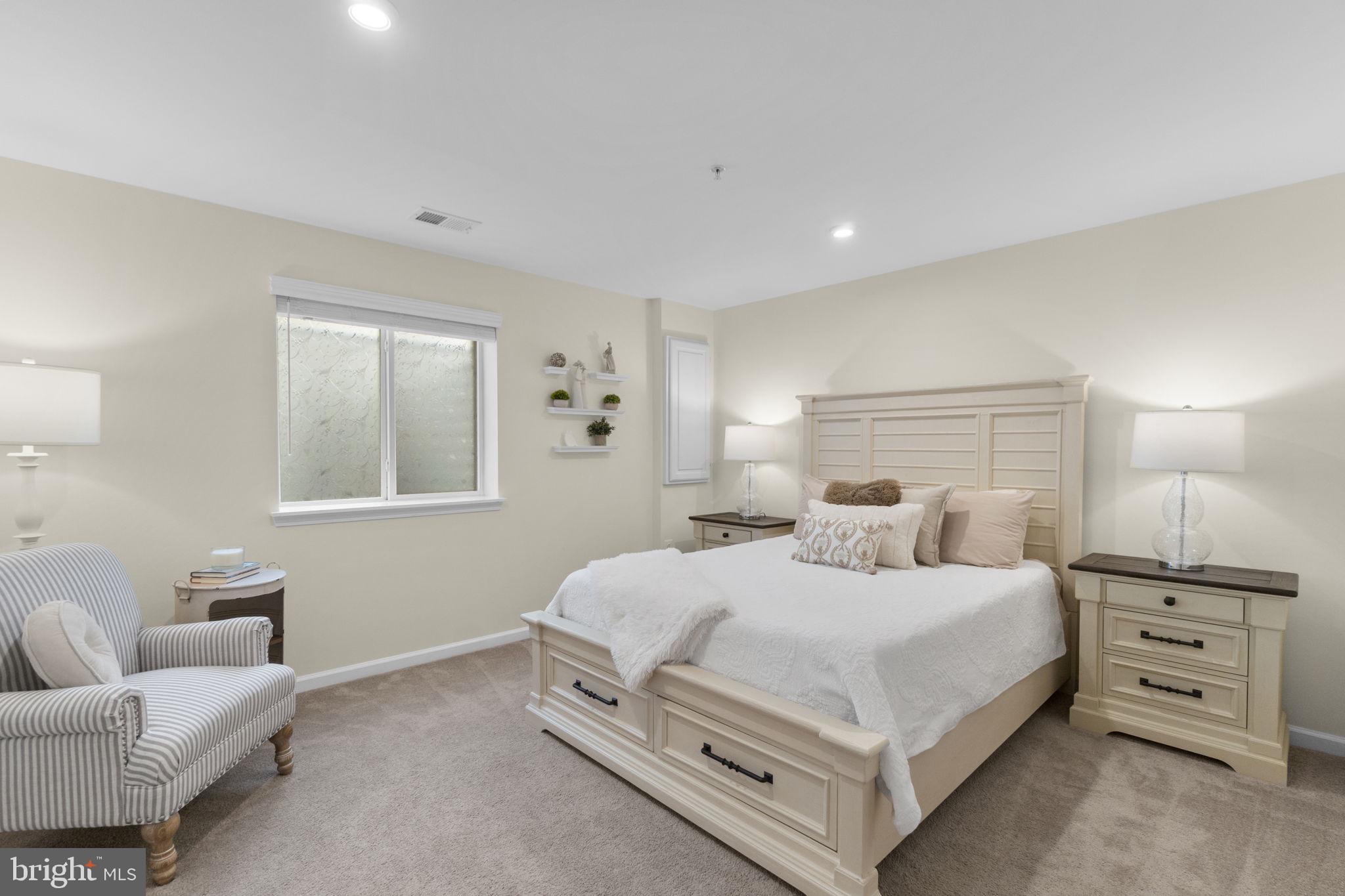 LANDSDALE - Residential