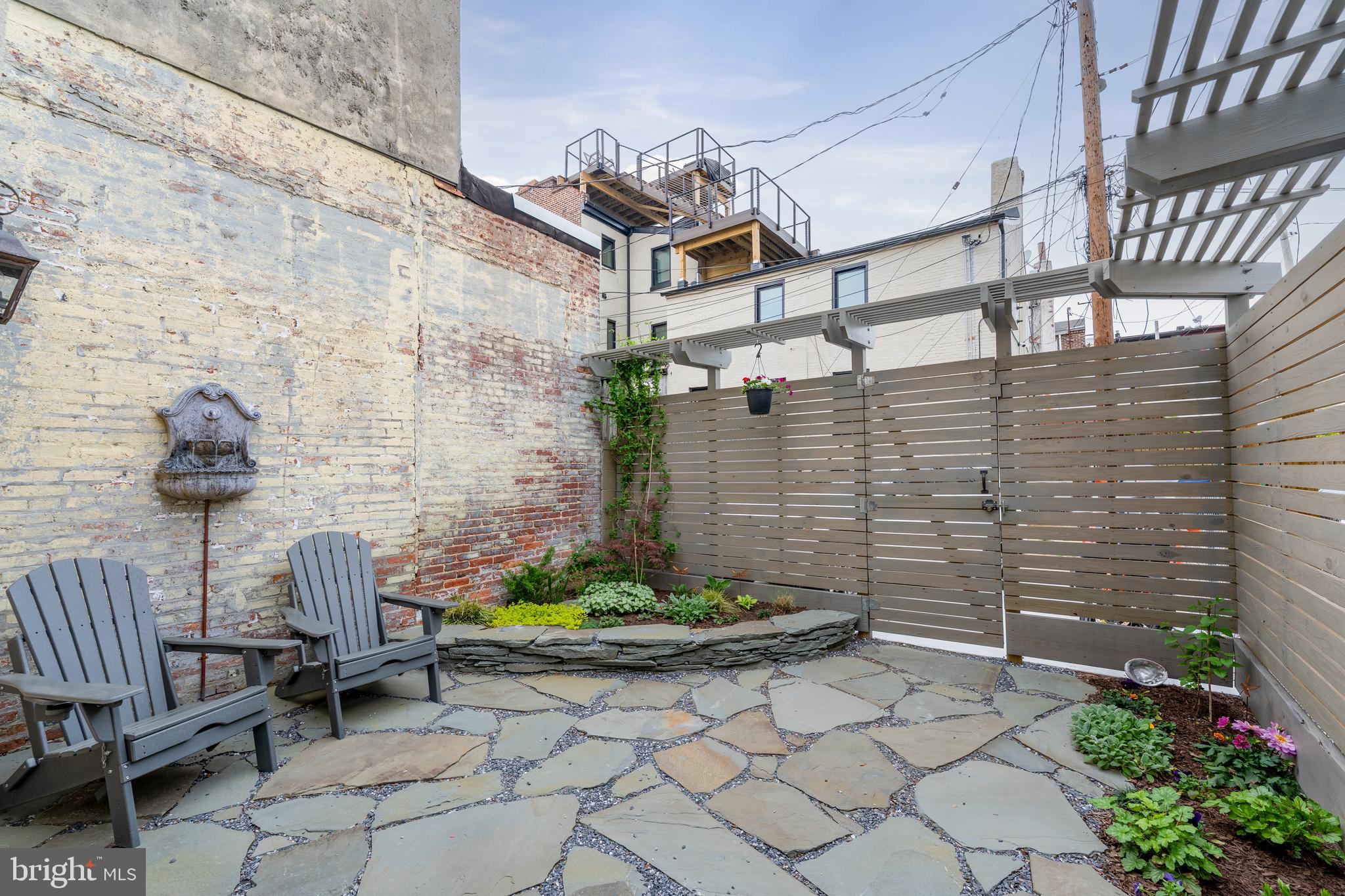 BUTCHERS HILL - Residential