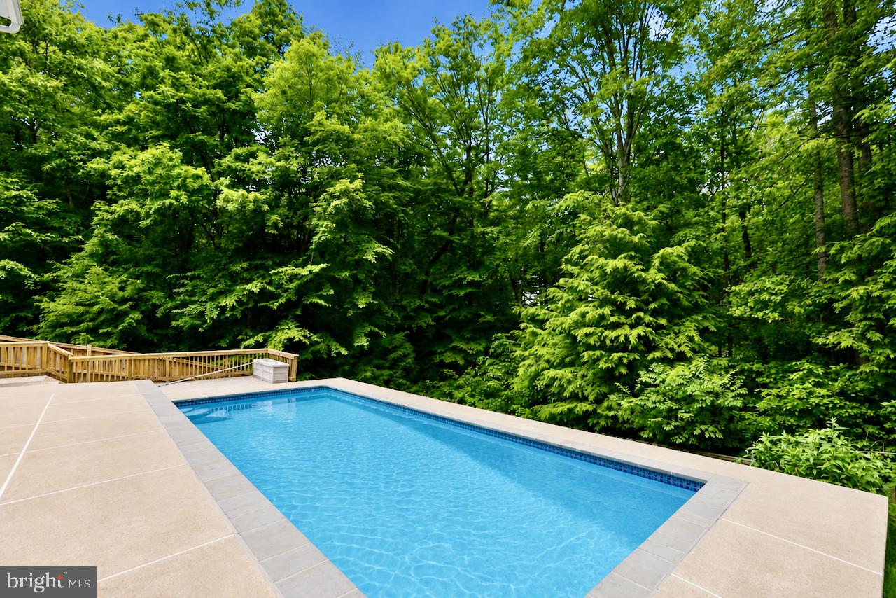 FERNBROOK - Residential