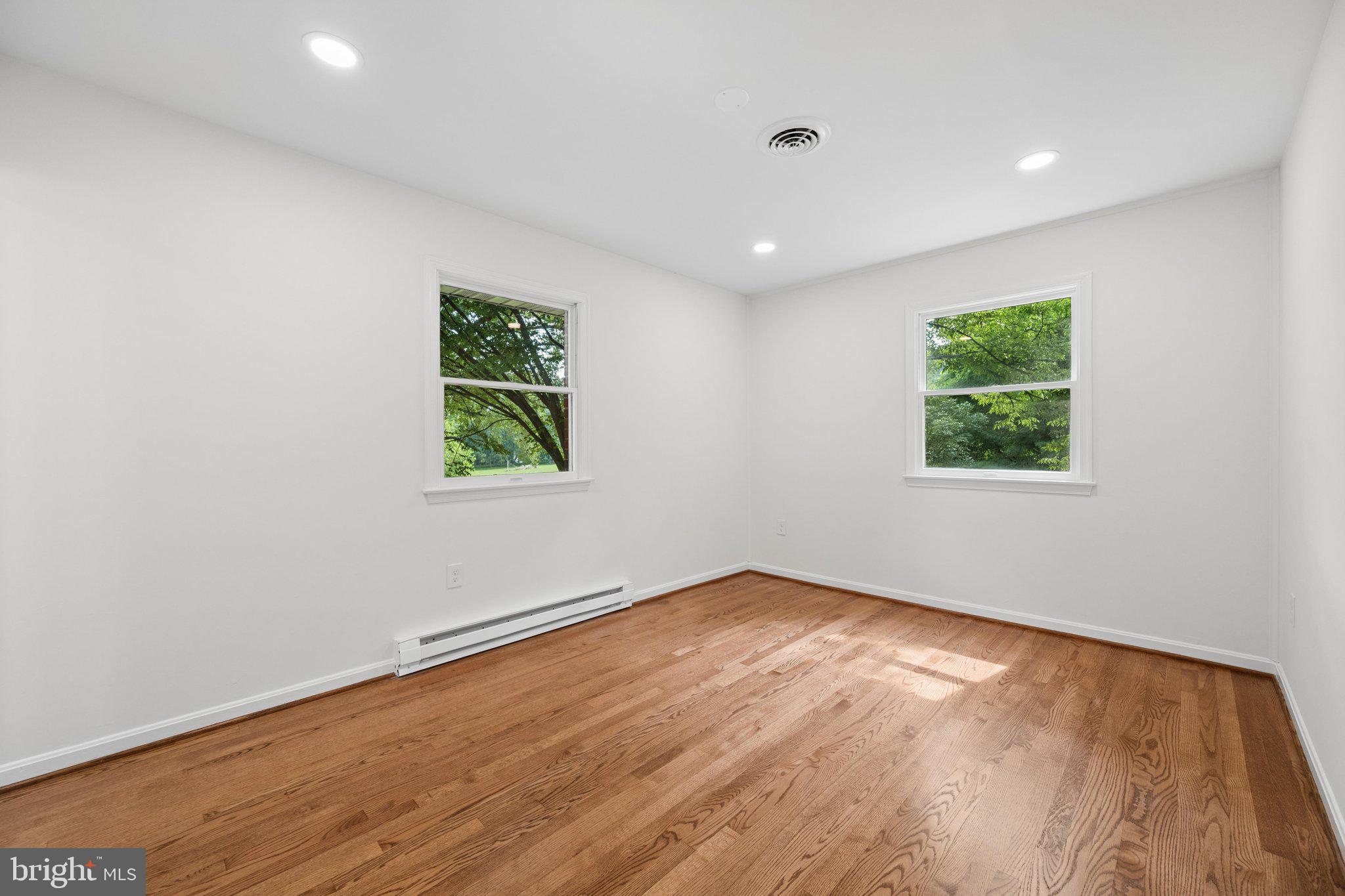 HICKORY HILL - Residential