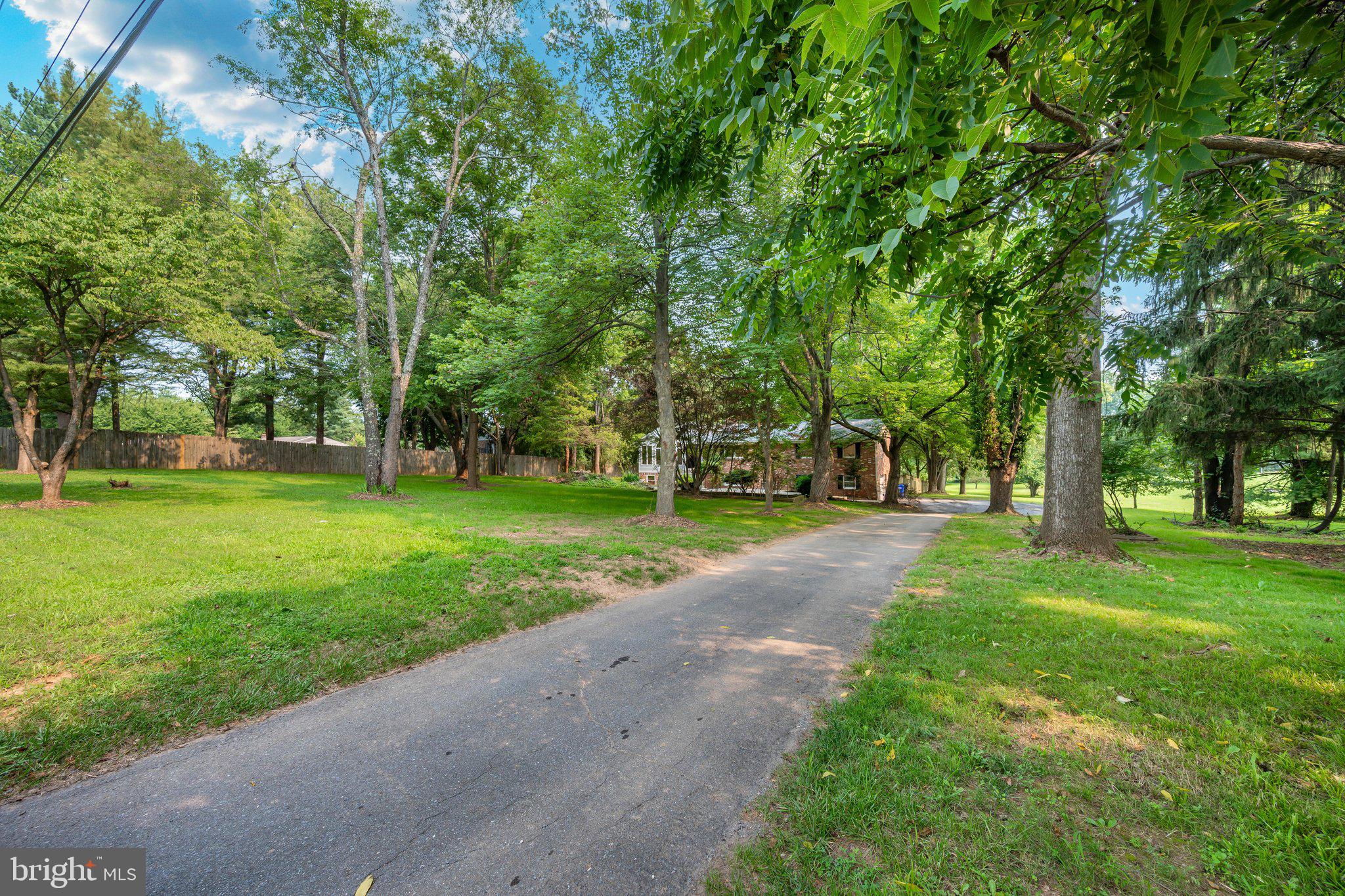 HICKORY HILL - Residential