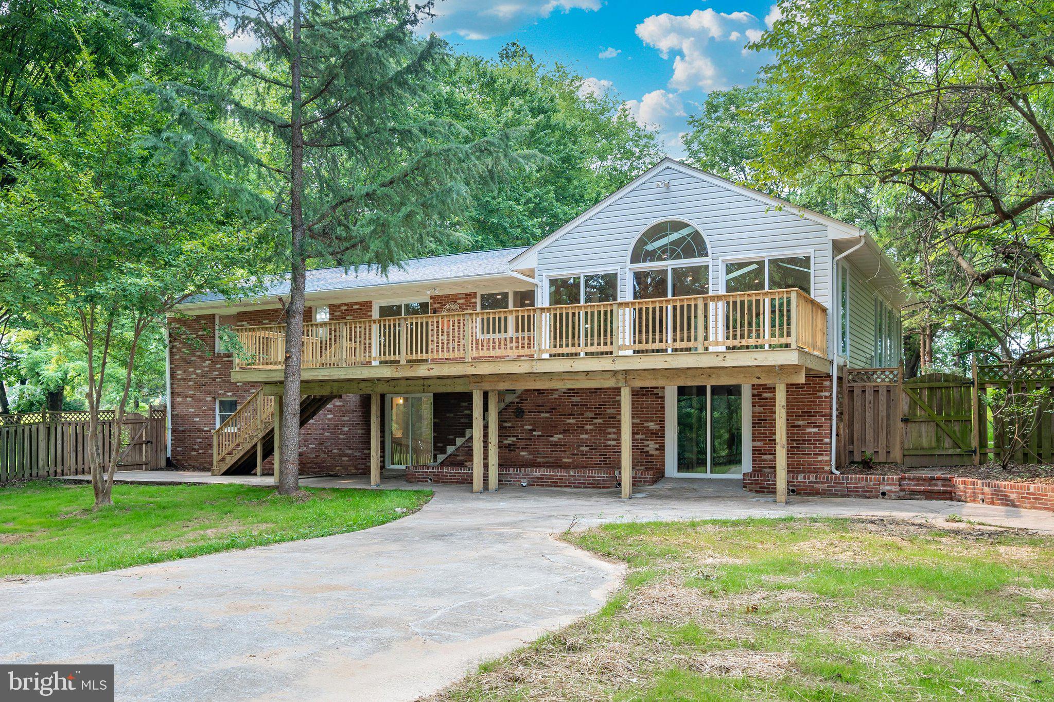 HICKORY HILL - Residential