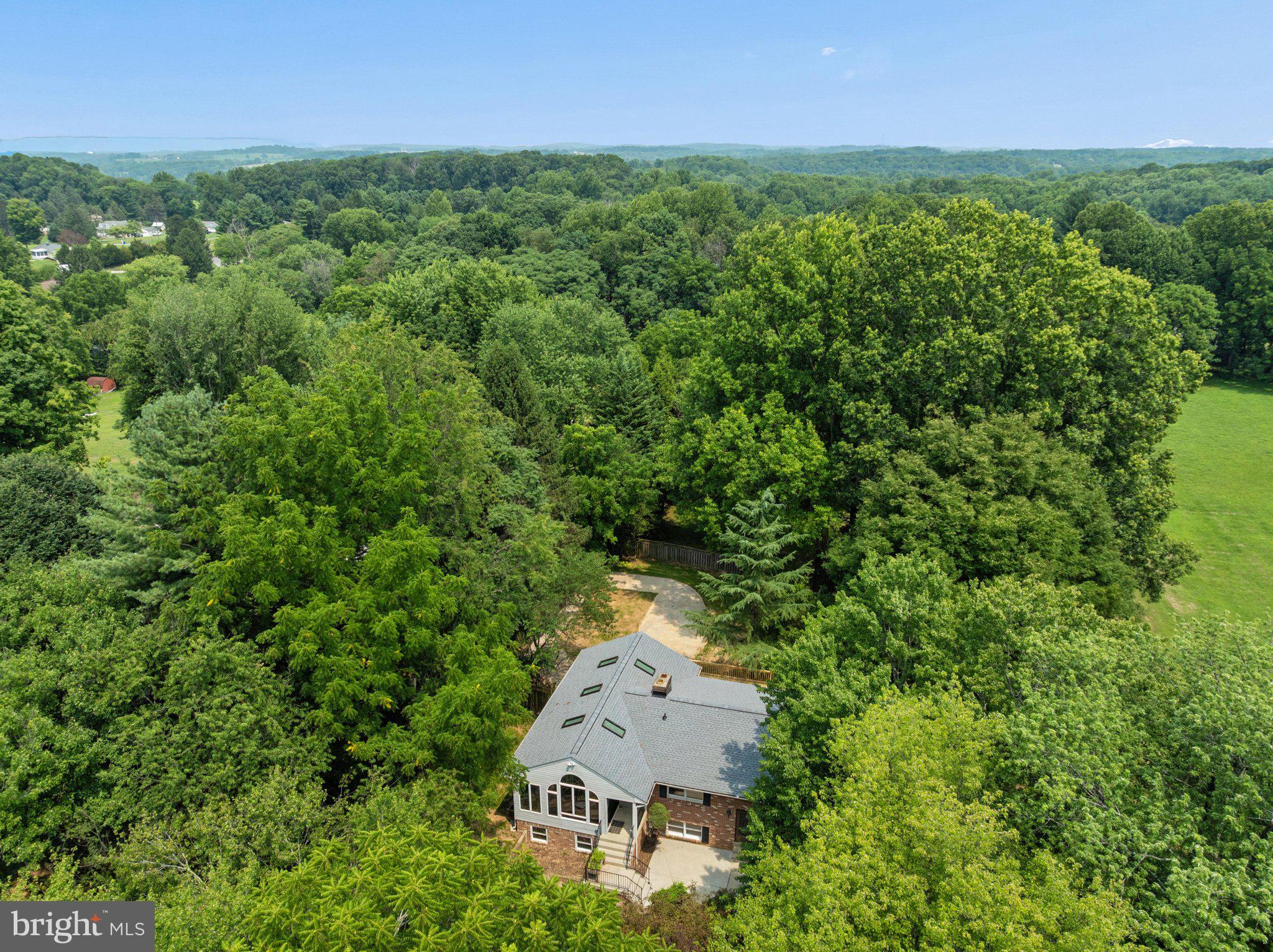 HICKORY HILL - Residential