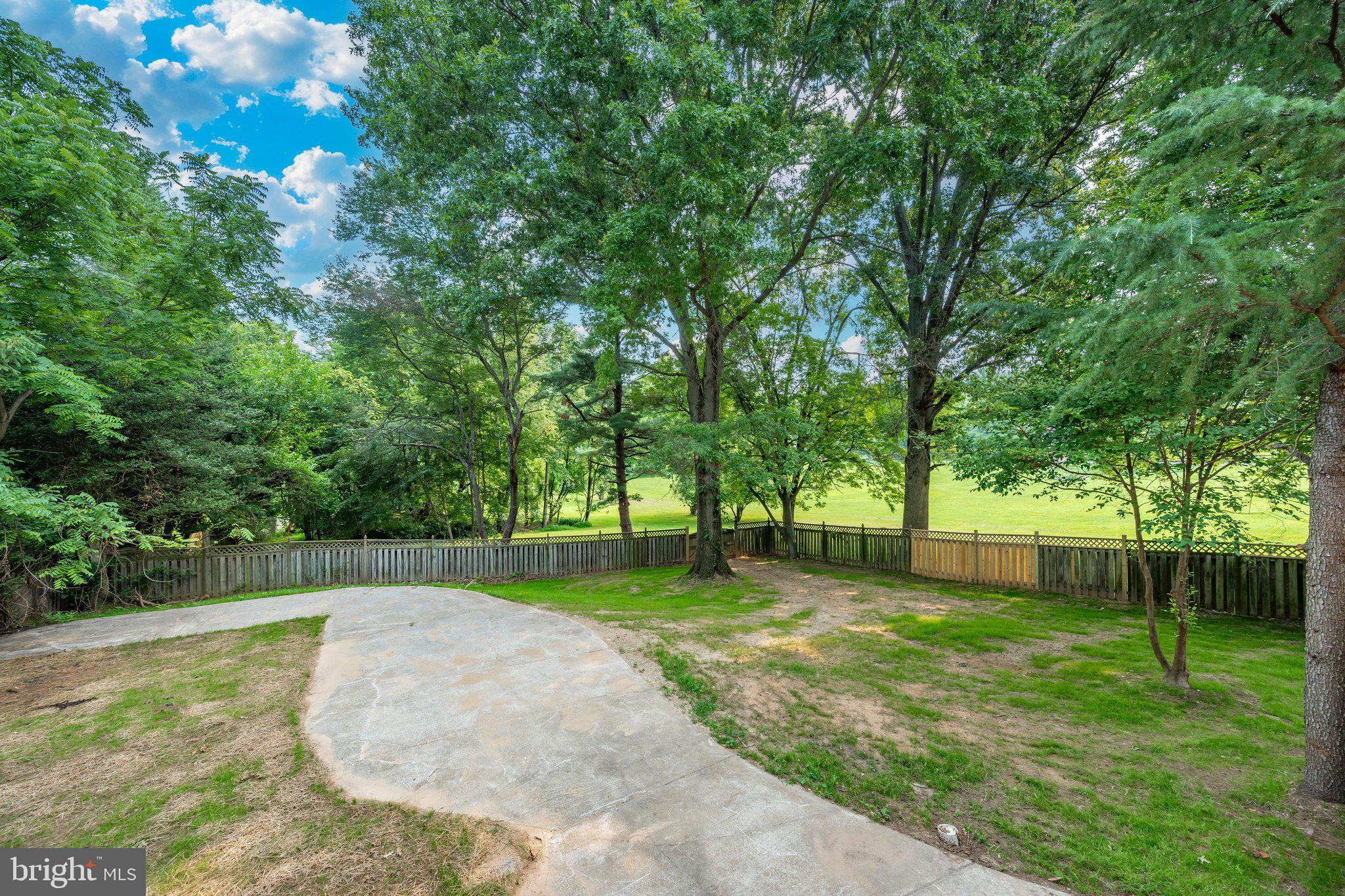 HICKORY HILL - Residential