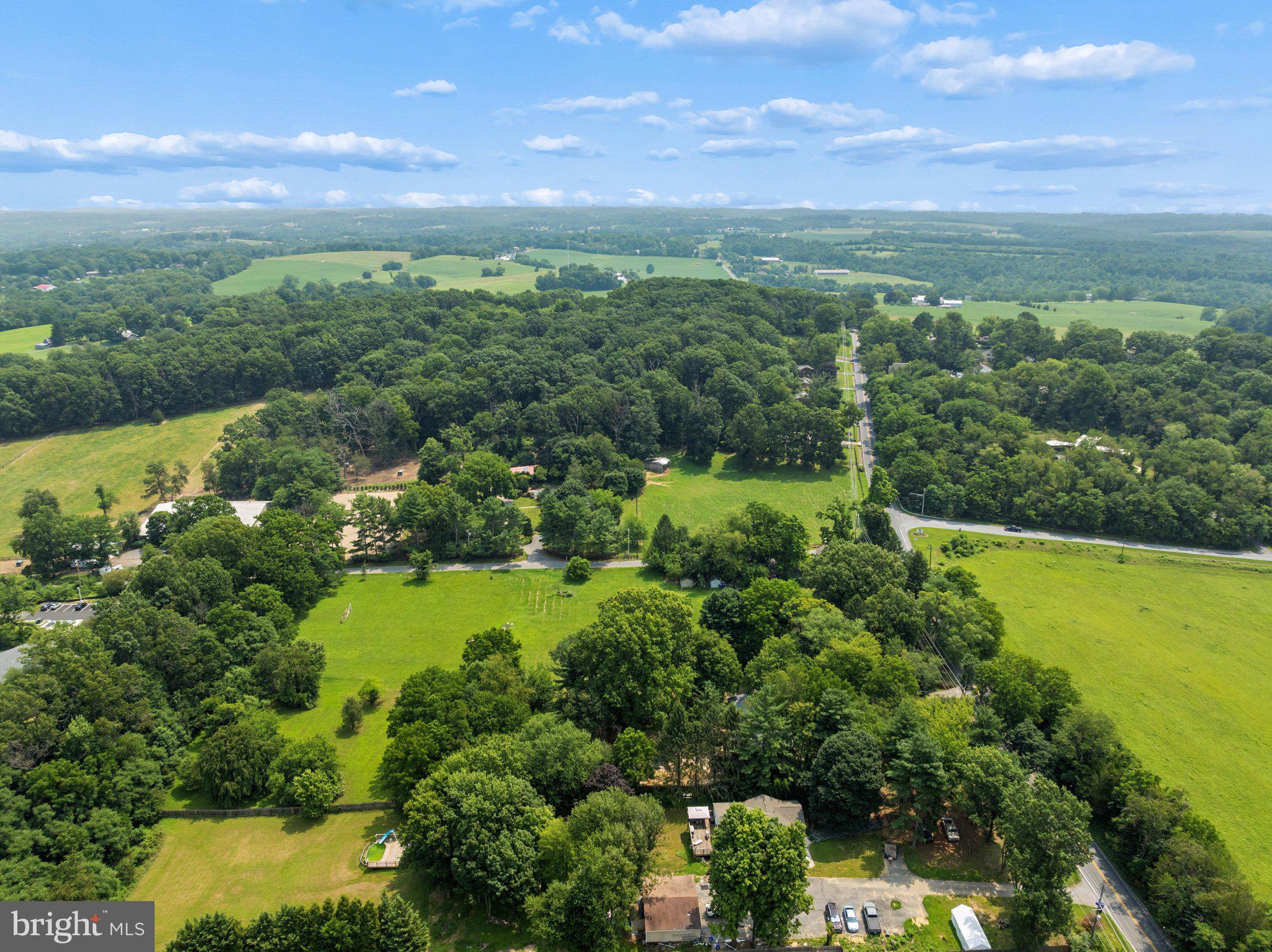 HICKORY HILL - Residential