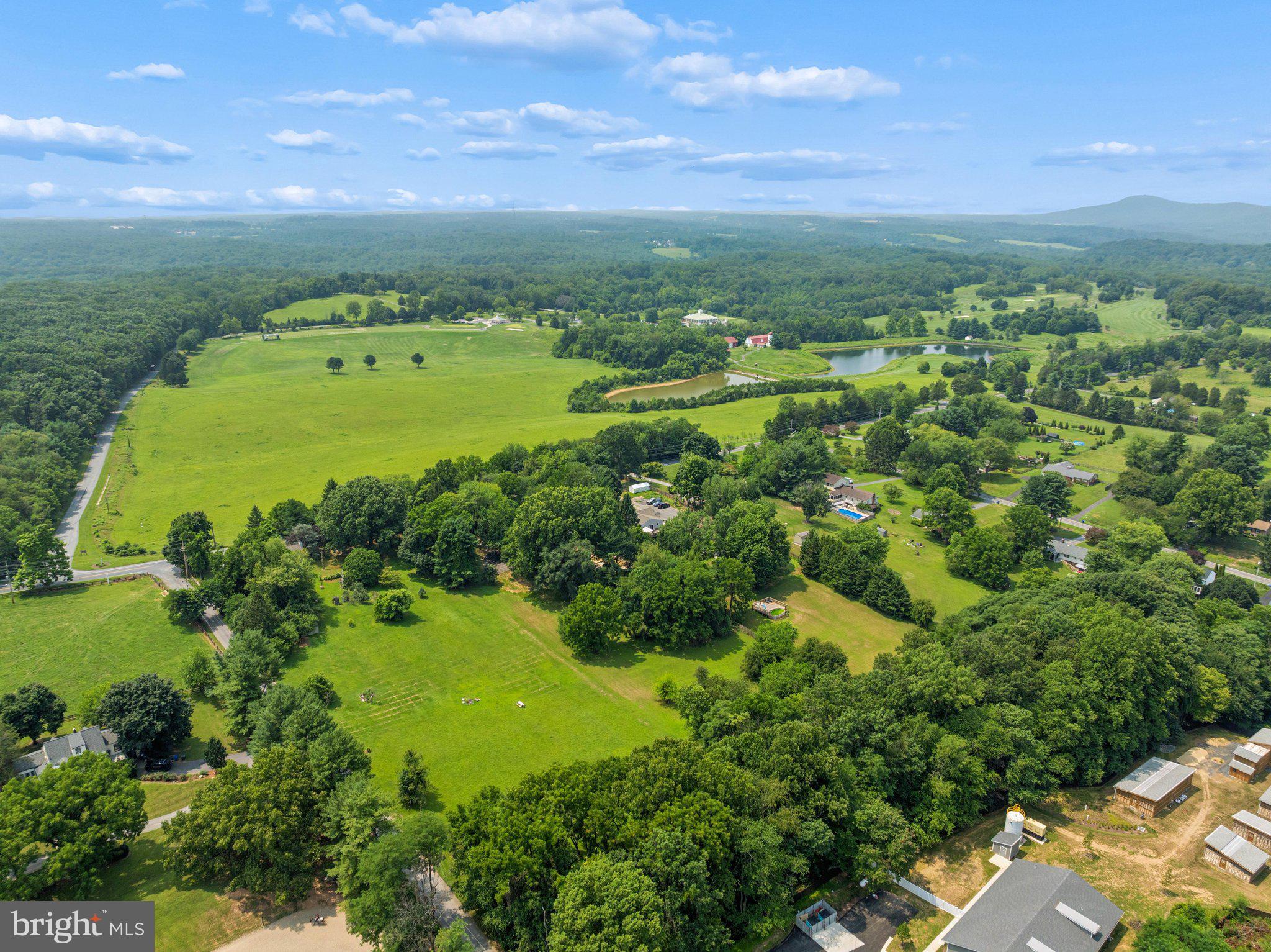 HICKORY HILL - Residential