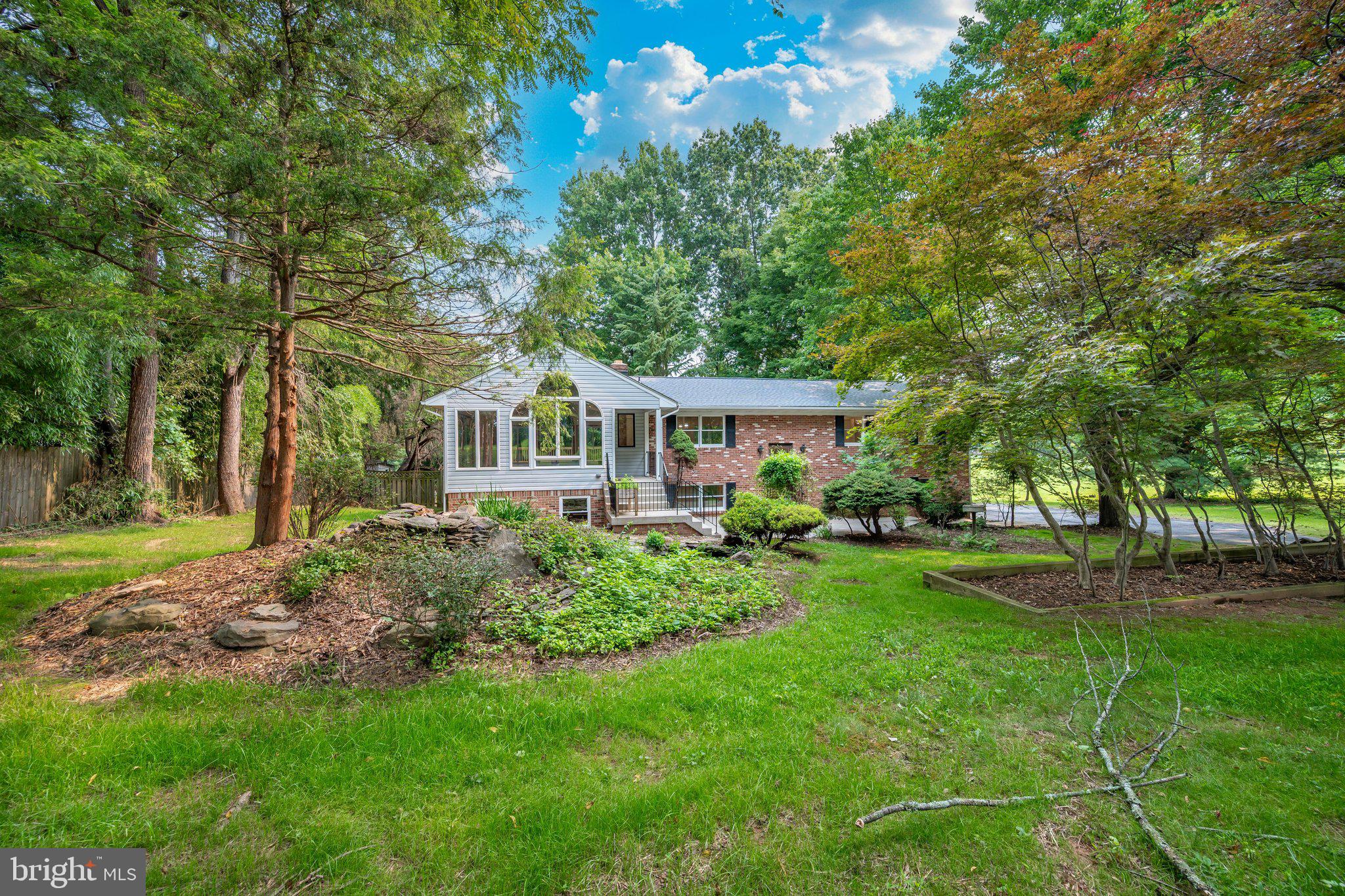 HICKORY HILL - Residential