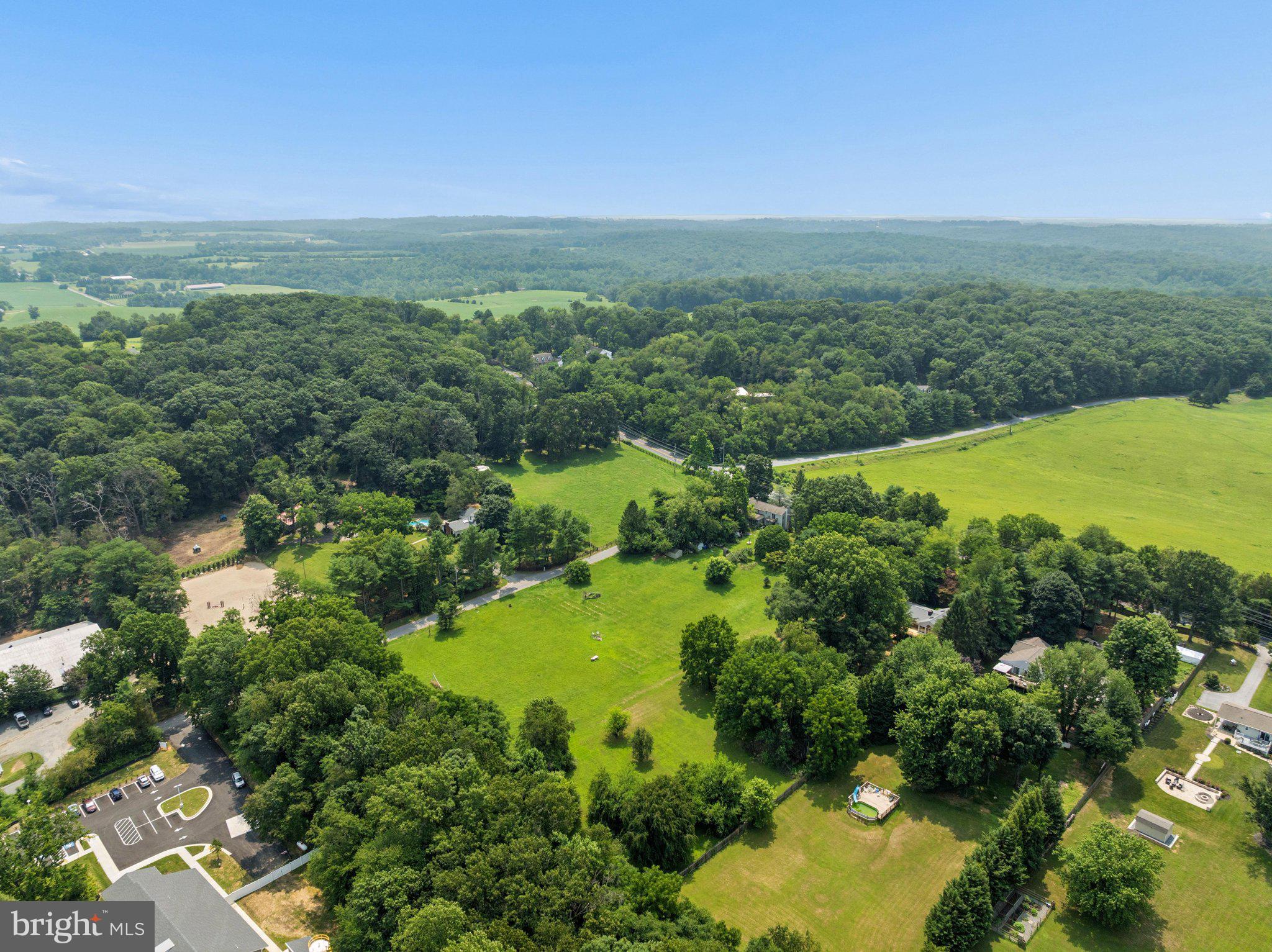 HICKORY HILL - Residential