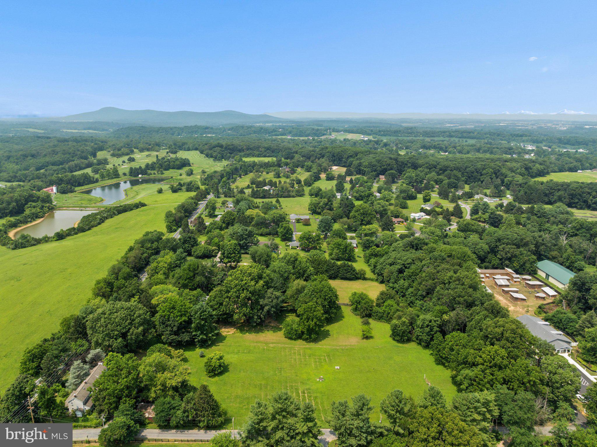 HICKORY HILL - Residential