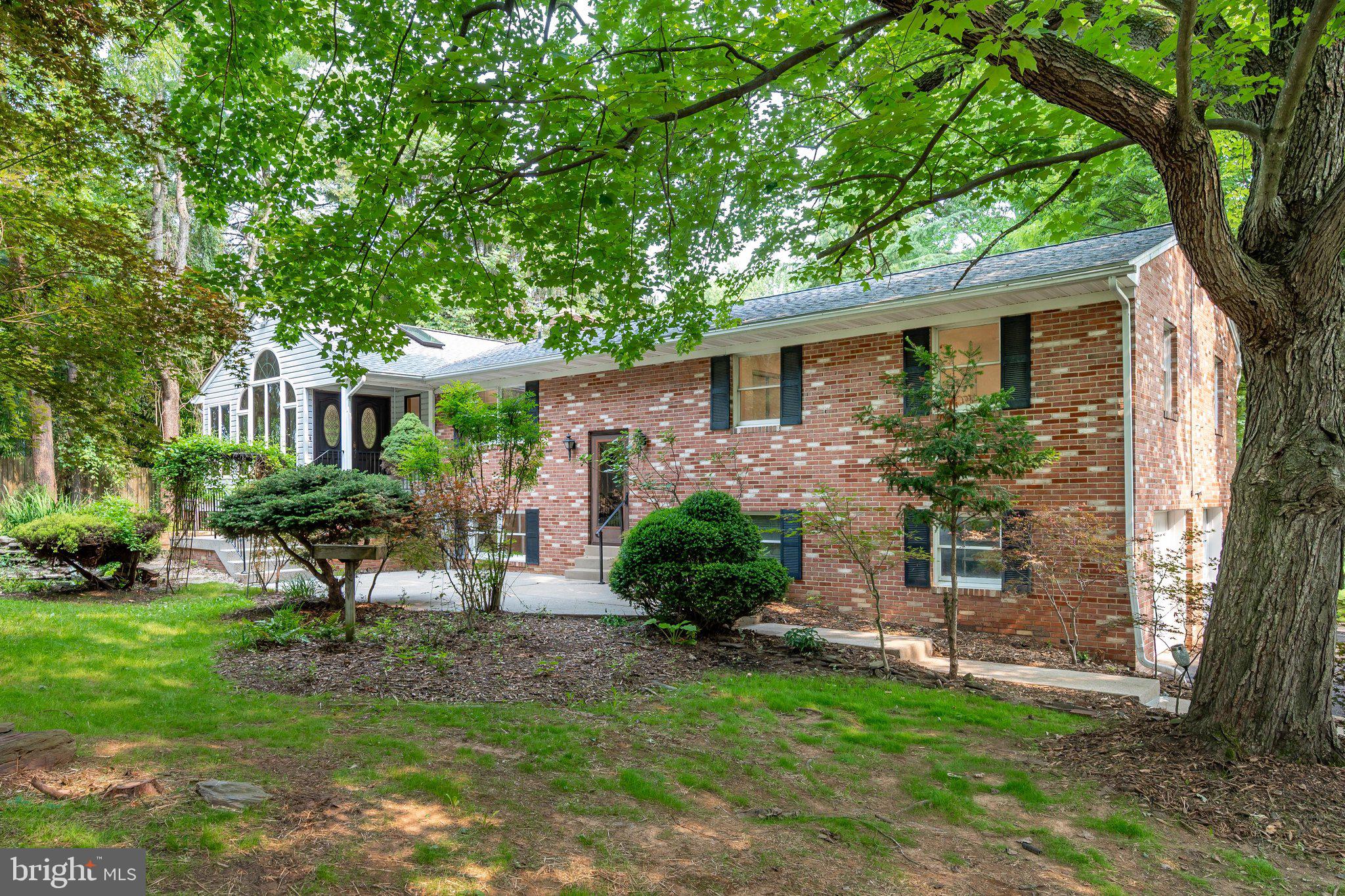 HICKORY HILL - Residential