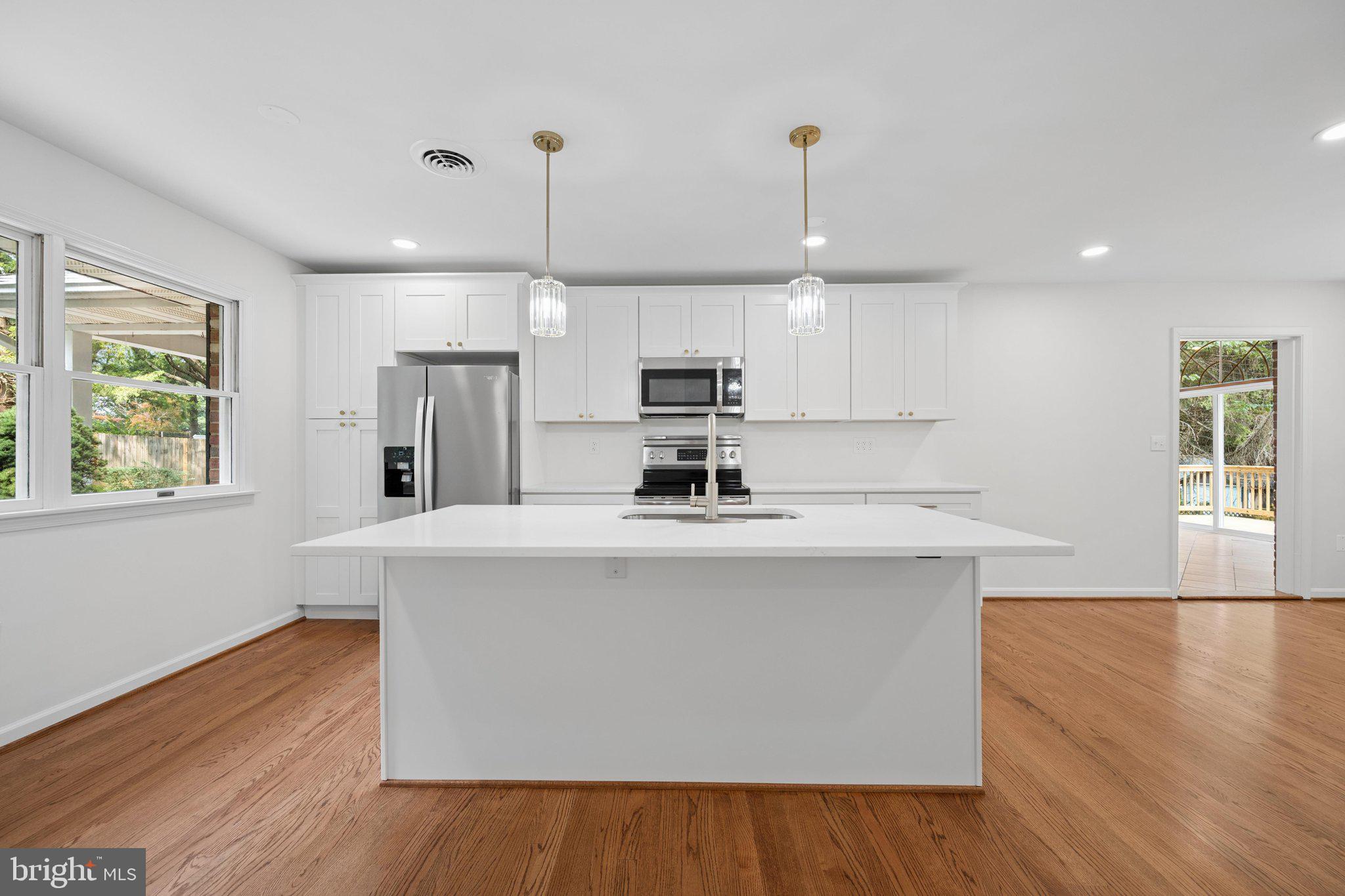 HICKORY HILL - Residential