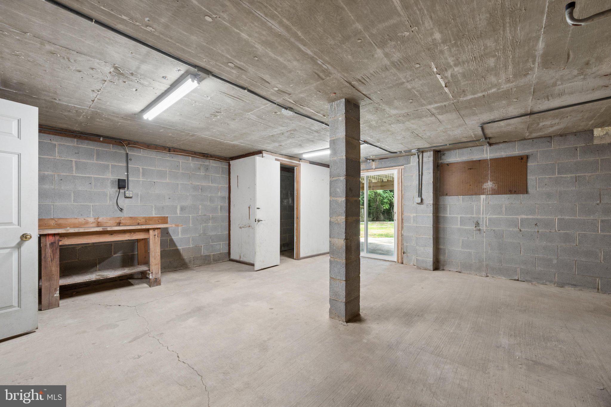 HICKORY HILL - Residential