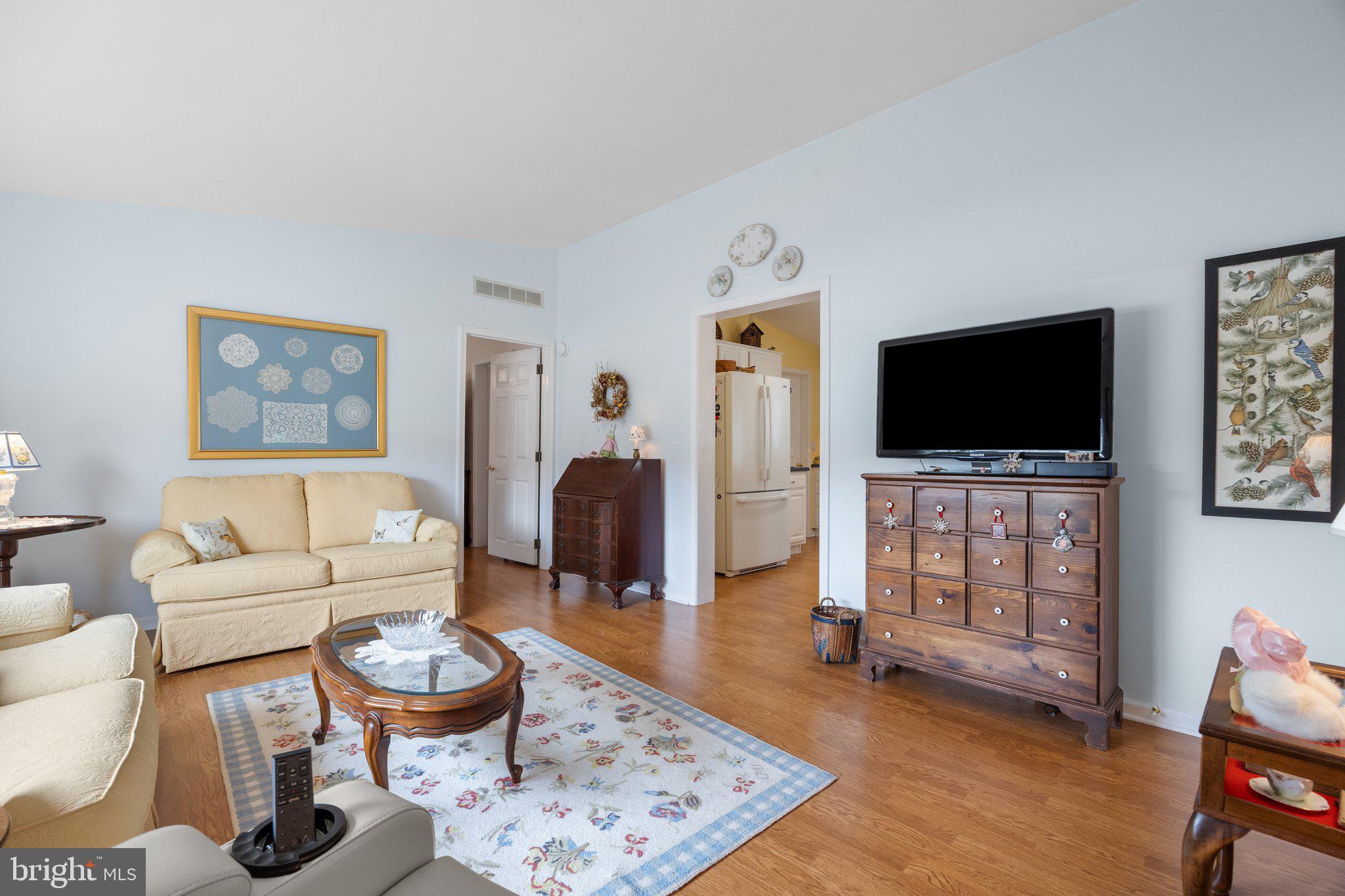CREEKWOOD VILLAGE - Residential