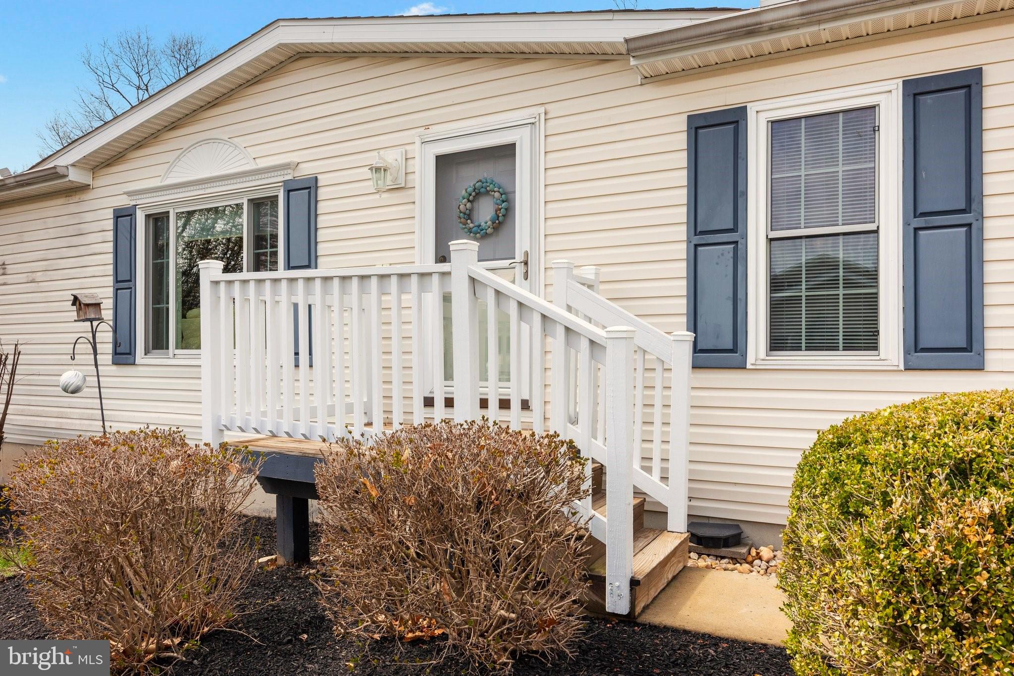CREEKWOOD VILLAGE - Residential