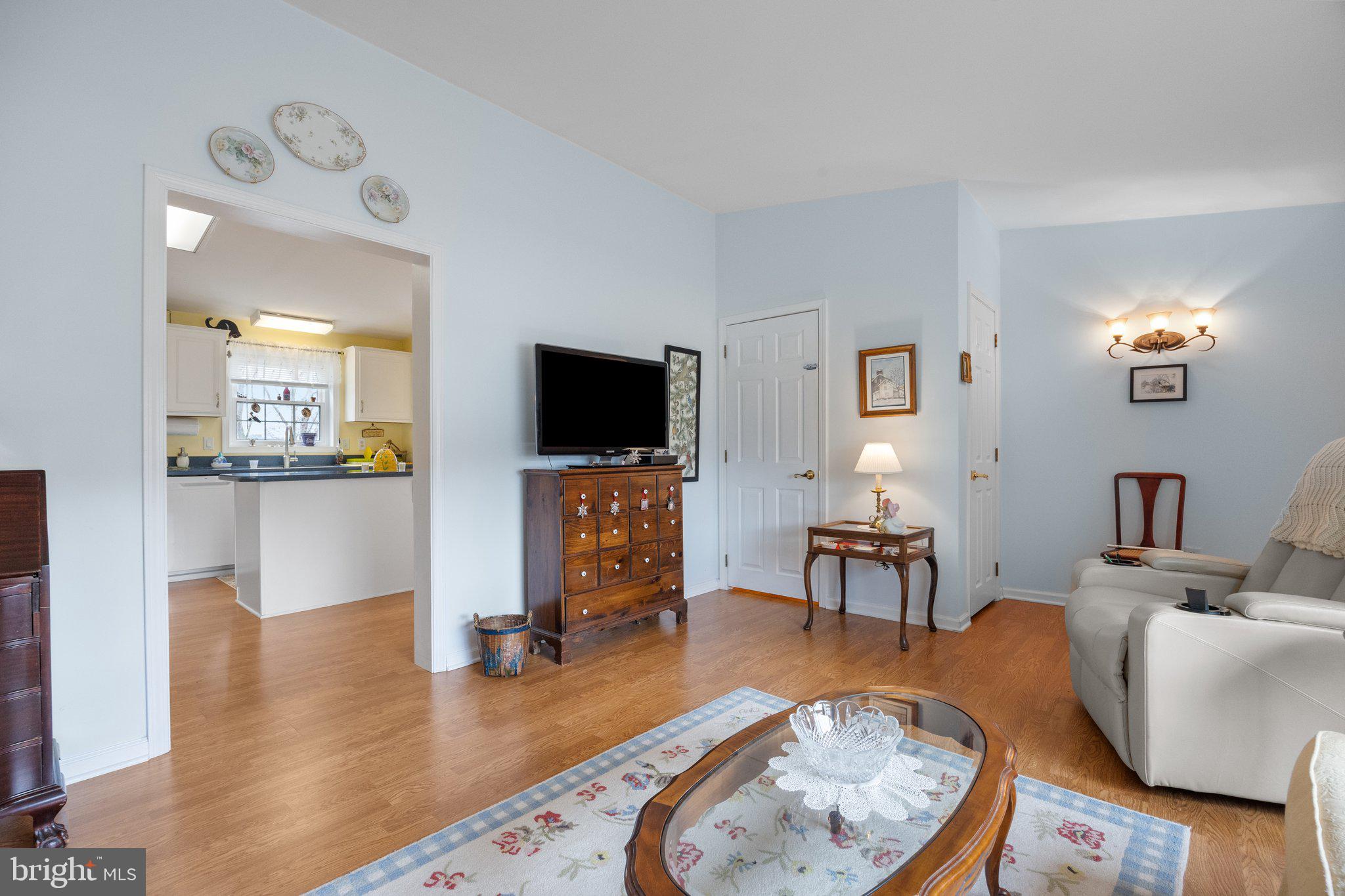 CREEKWOOD VILLAGE - Residential