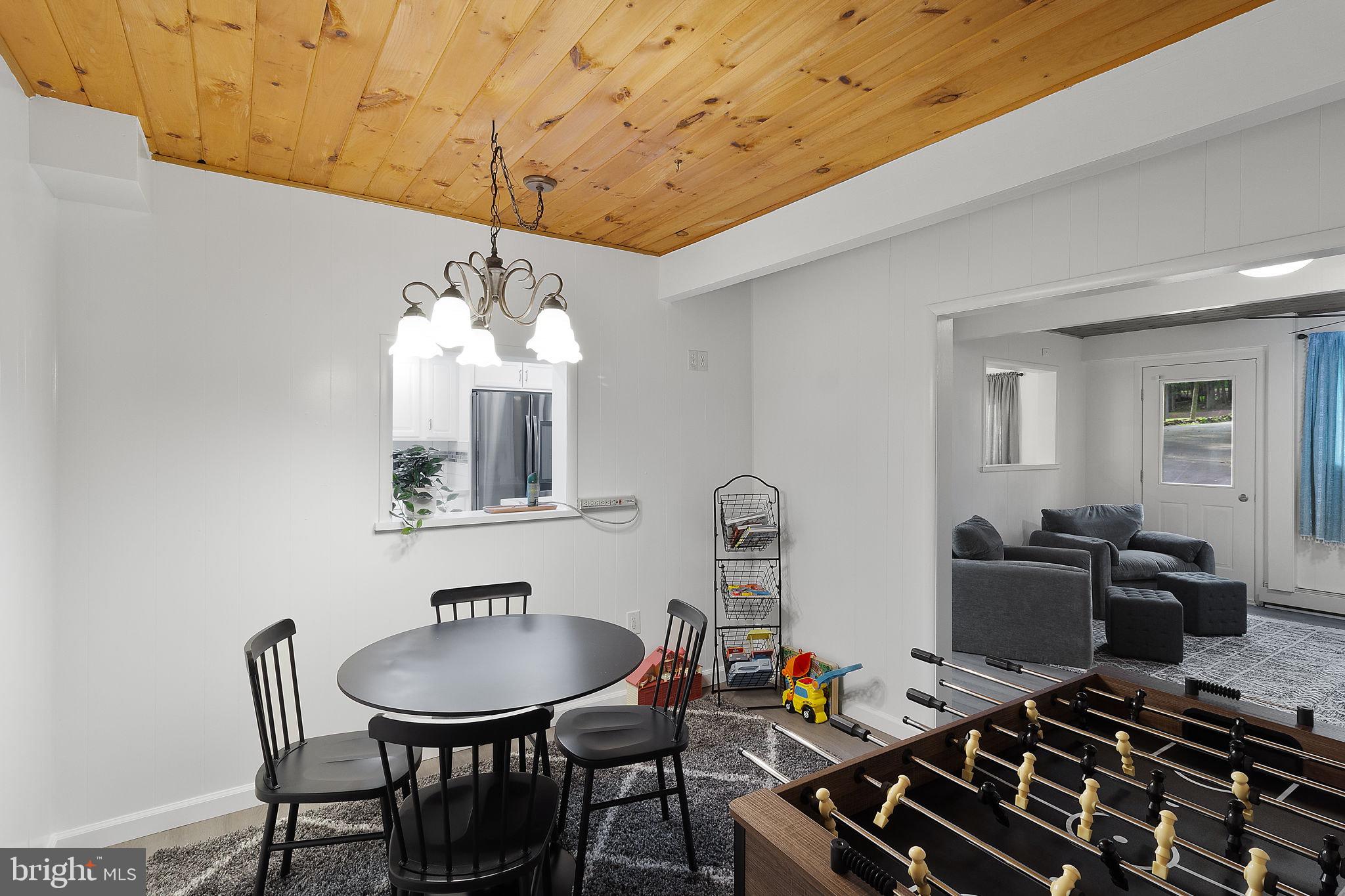 EAGLE ROCK RESORT - Residential