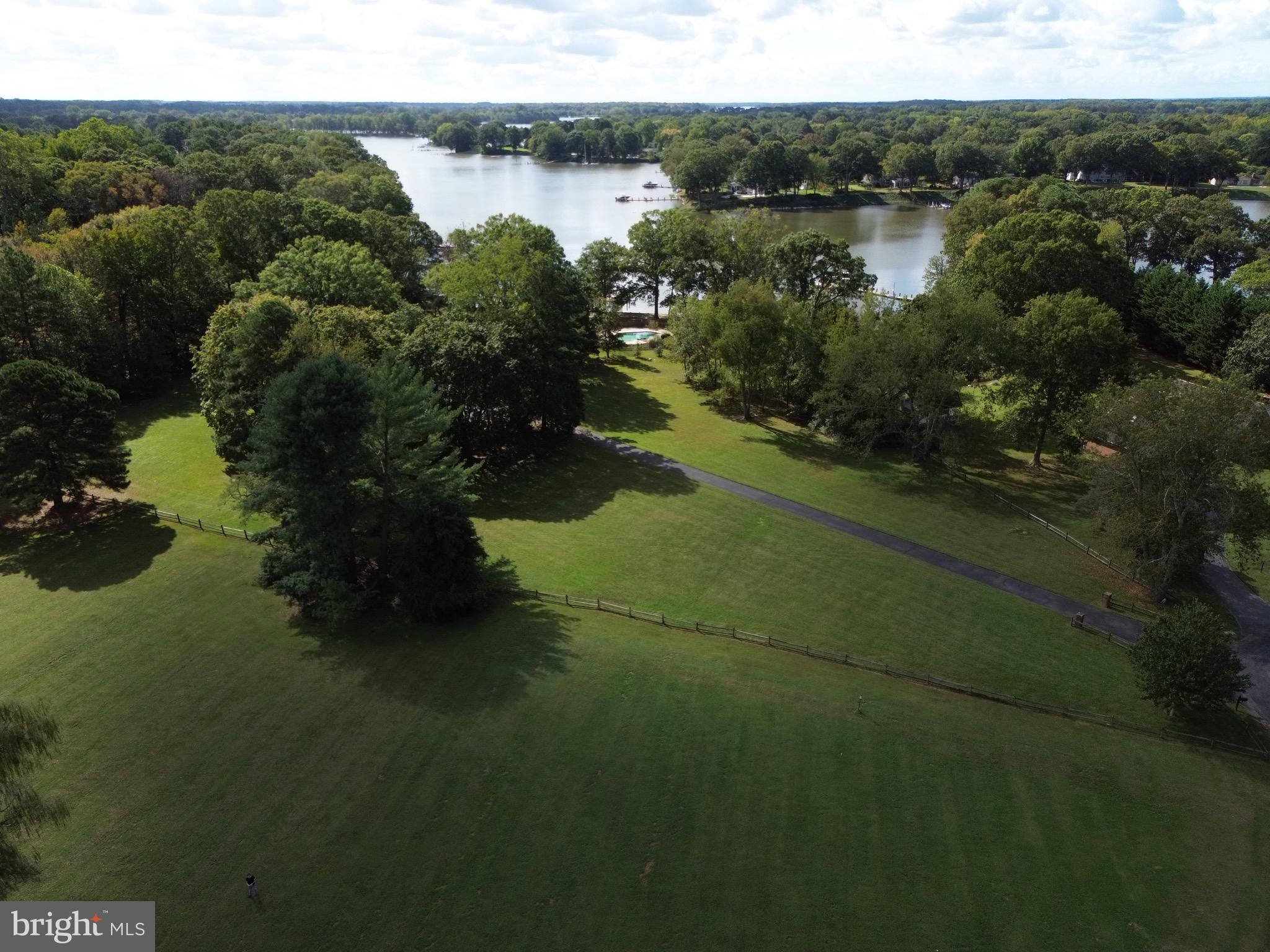 HICKORY RIDGE - Land