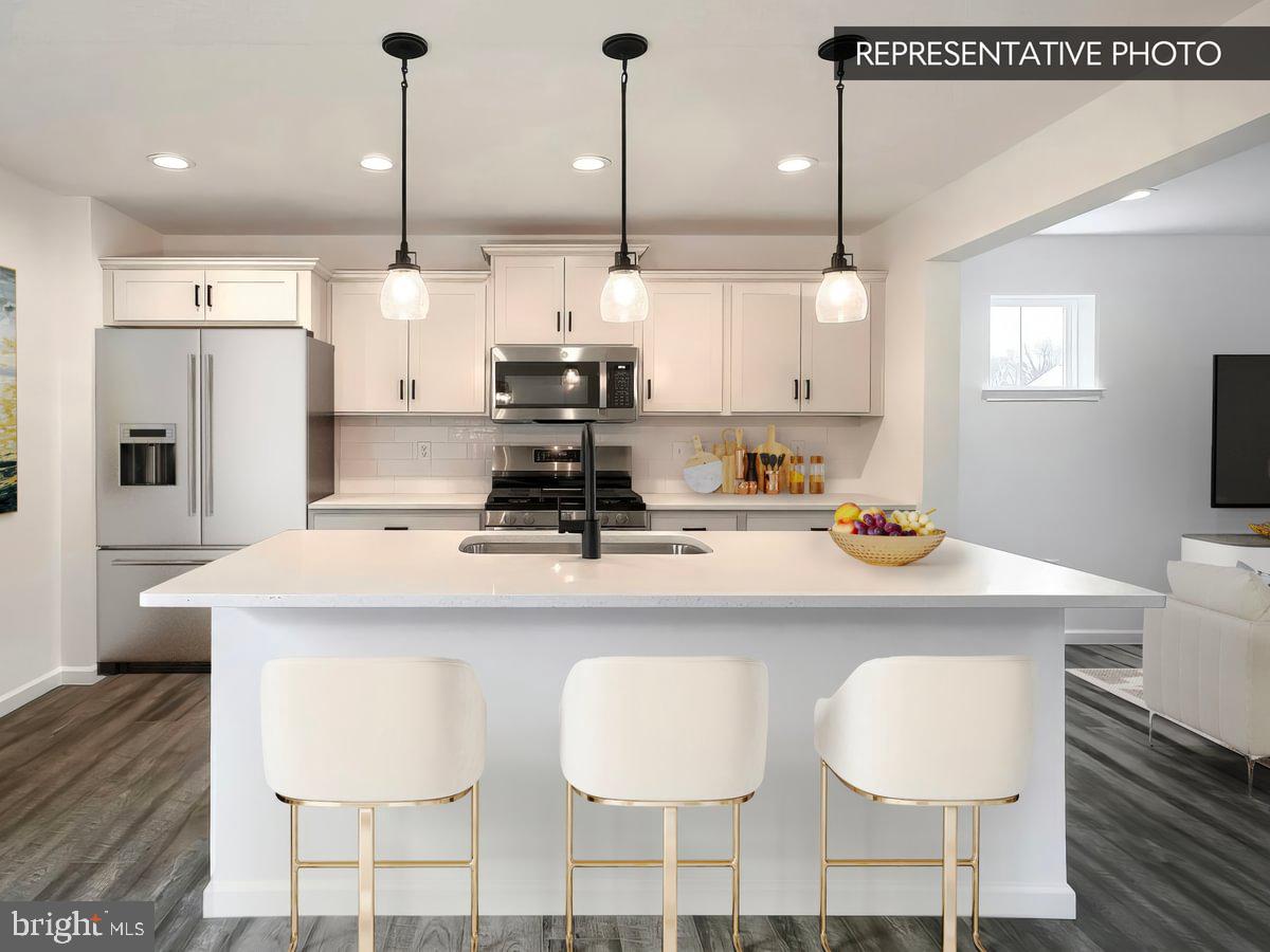 HILLS AT VALLEY VIEW - Residential