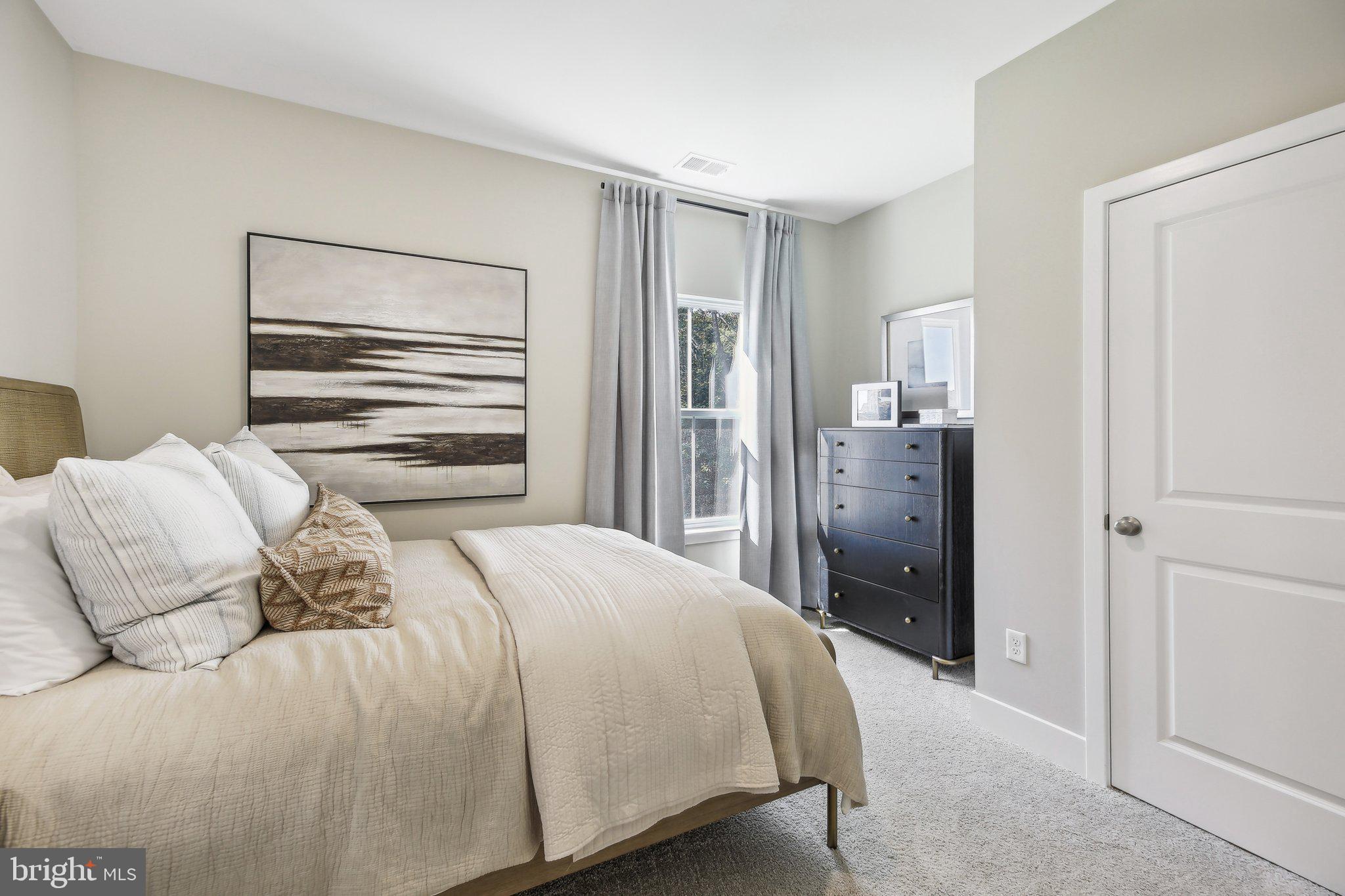 WEST WIND - Residential