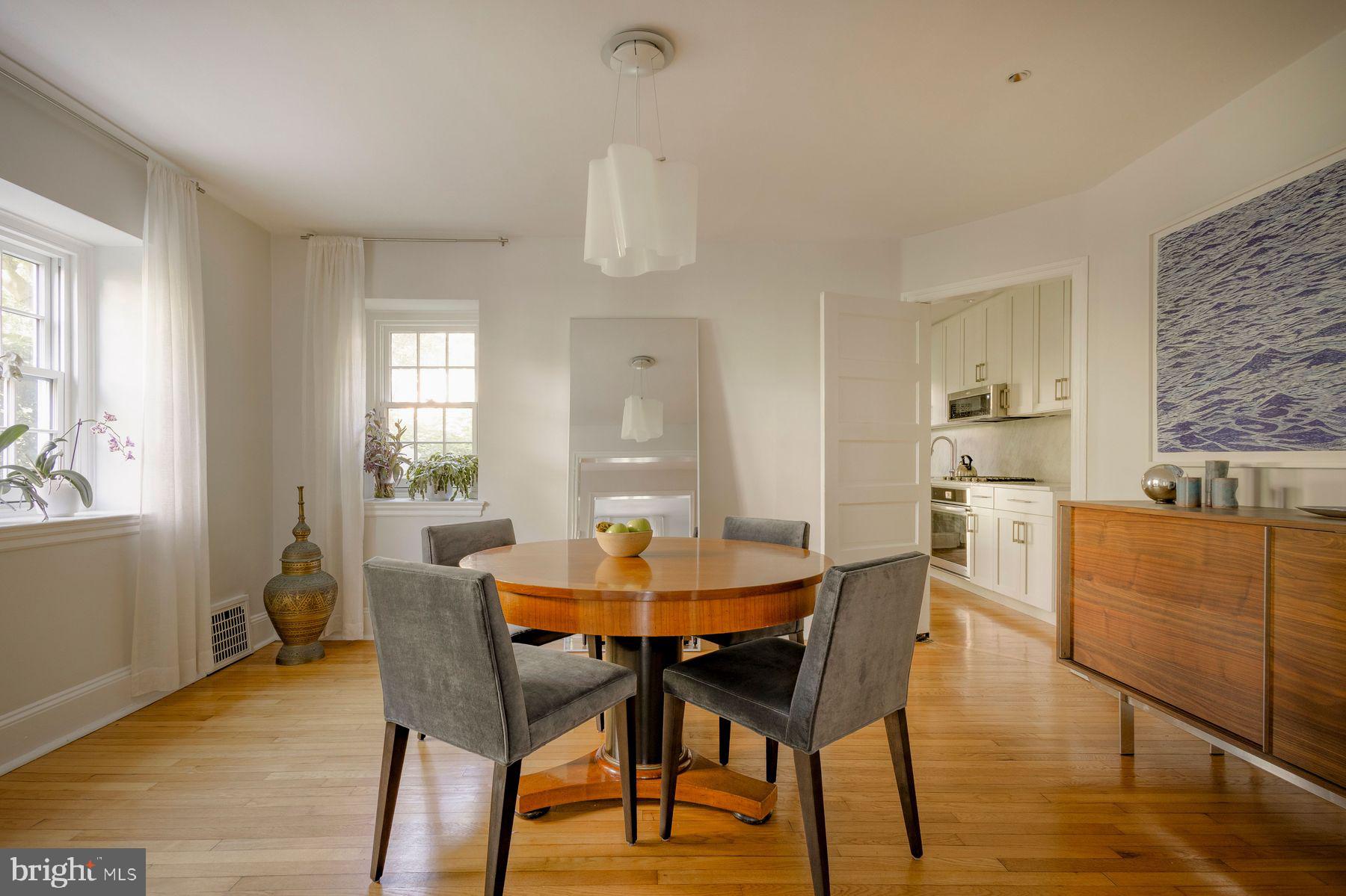 CHESTNUT HILL - Residential
